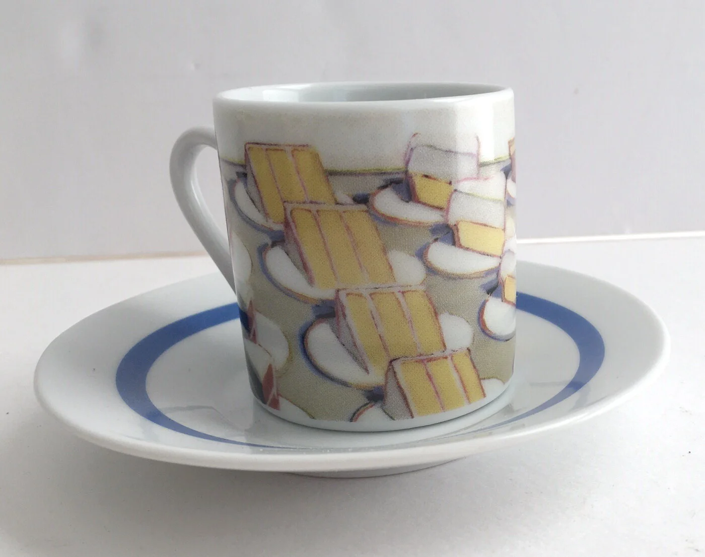 Thiebaud demi tasse 3.JPG