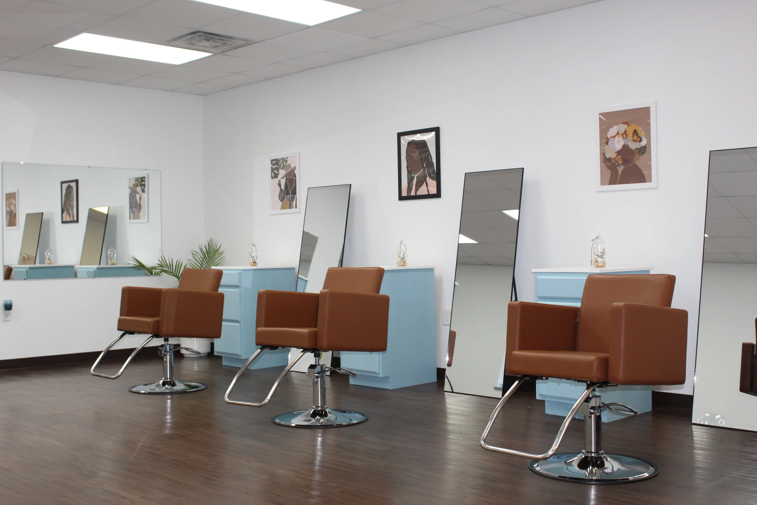 Glorious Crown Hair Salon