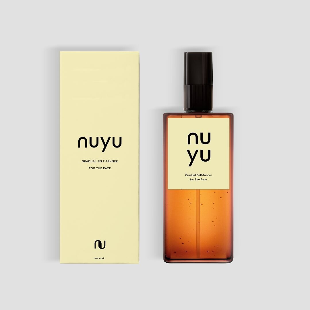 This mockup provides a glimpse into the brand's potential expansion into a product line. Working alongside @okostrategy and Nuyu @nuyusunless a beauty brand specializing in tanning&mdash;we crafted this inviting and upscale visual identity.

⁣
⁣
⁣
⁣
