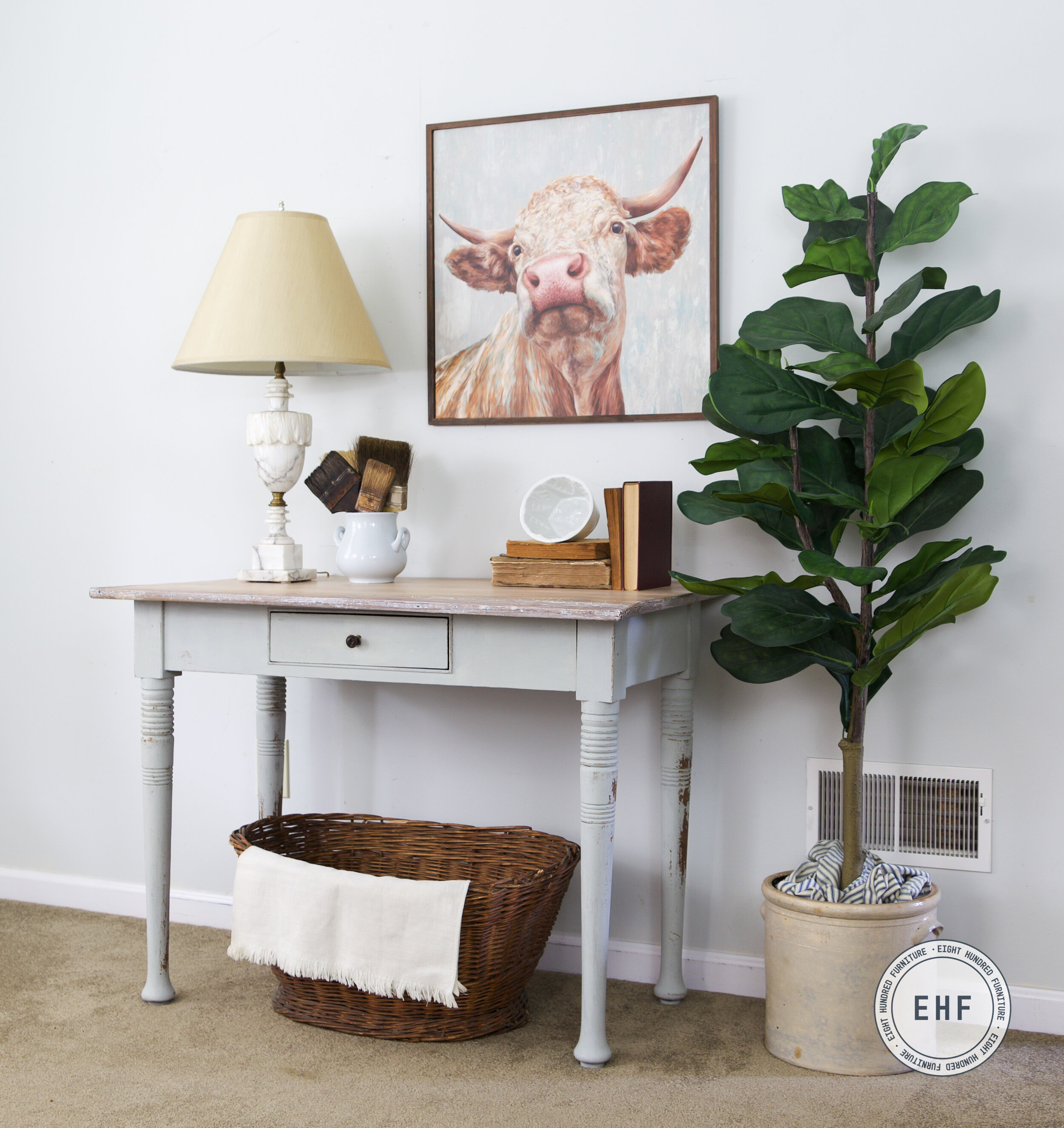 Photo Credit: Eight Hundred Furniture