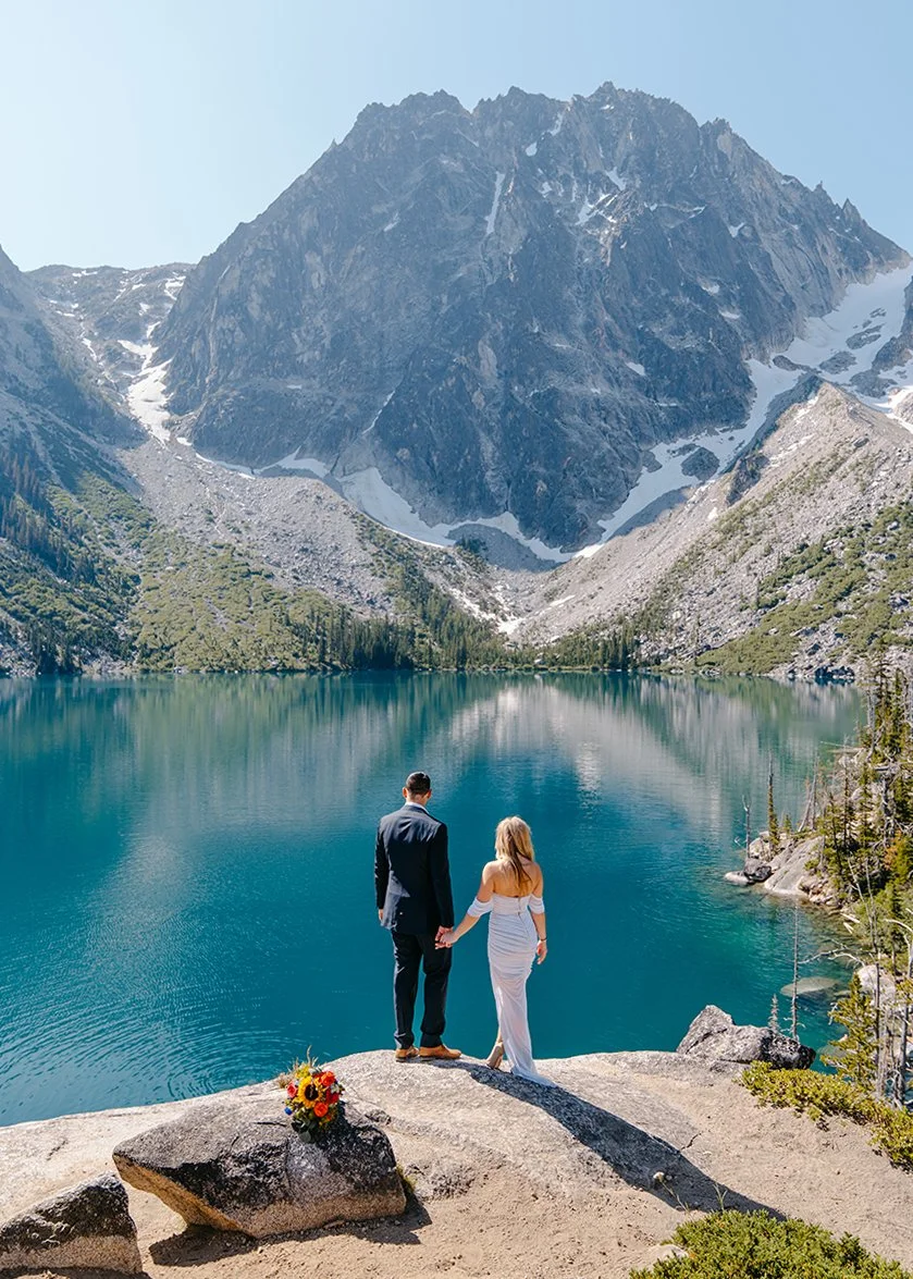 couple getting married at colchuck lake