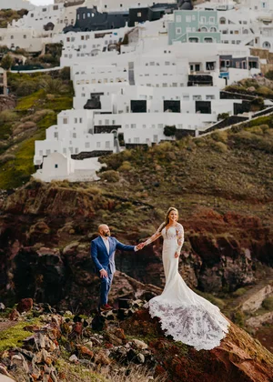 Elope Meaning and Definition | 2025 - Running Wild Studio