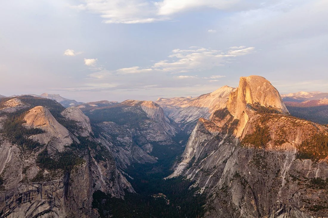 The US has so many diverse landscapes to offer for your adventure wedding. Here are the best places to elope inside the US. Yosemite National Park in California is one of our favorite locations for your adventure wedding.