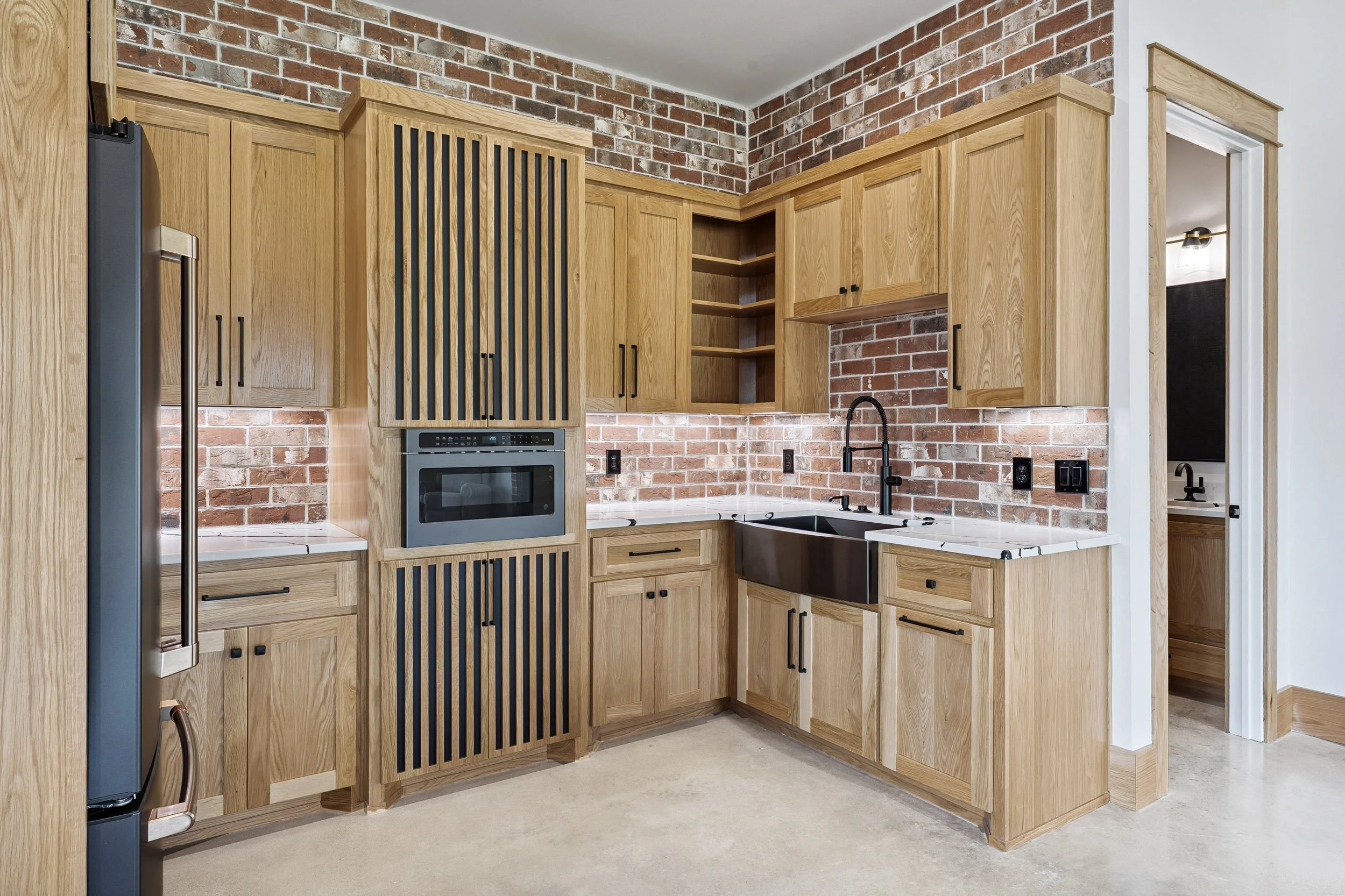 2999 royal st-93.jpg