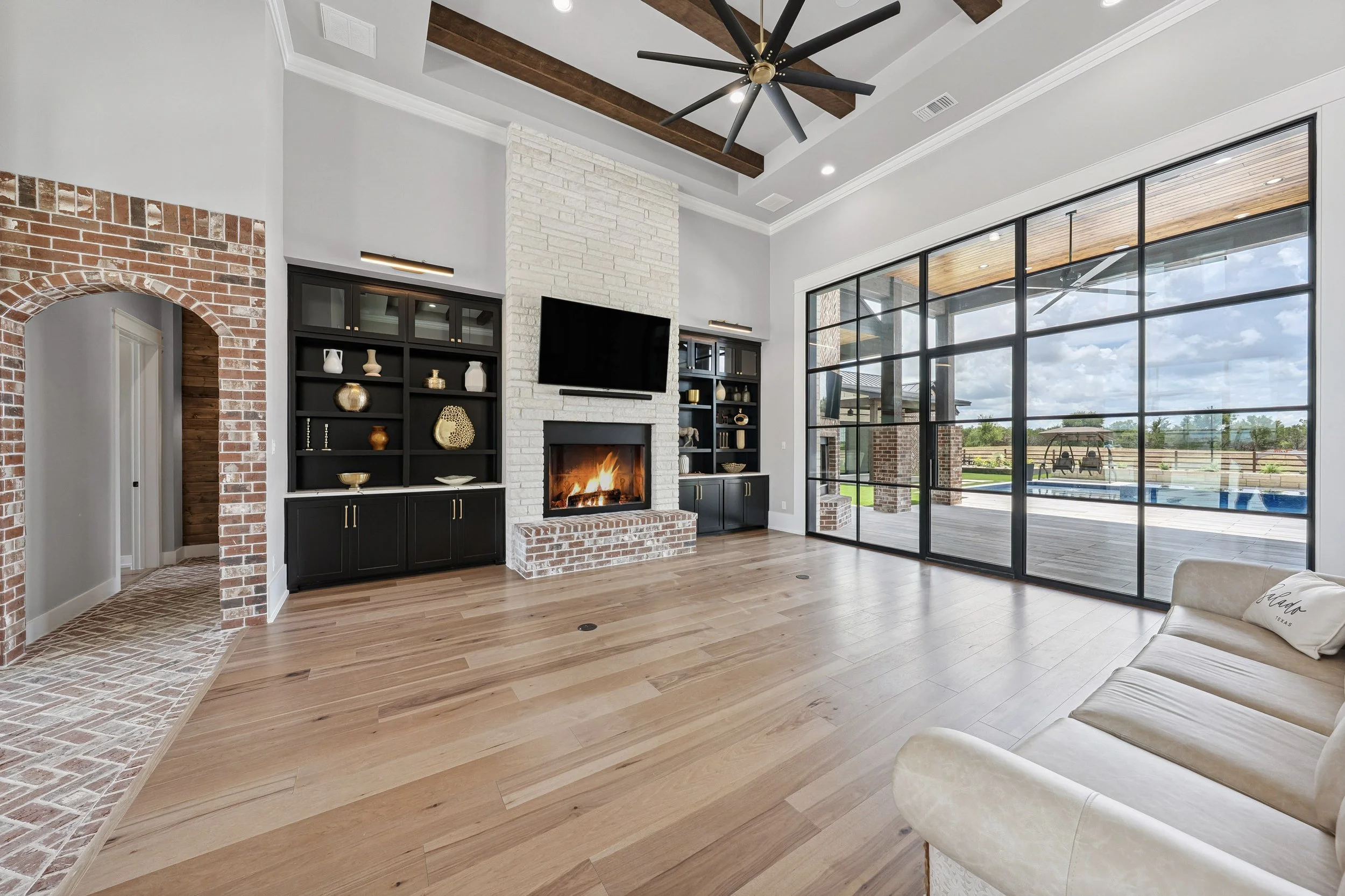 2999 royal st-68.jpg