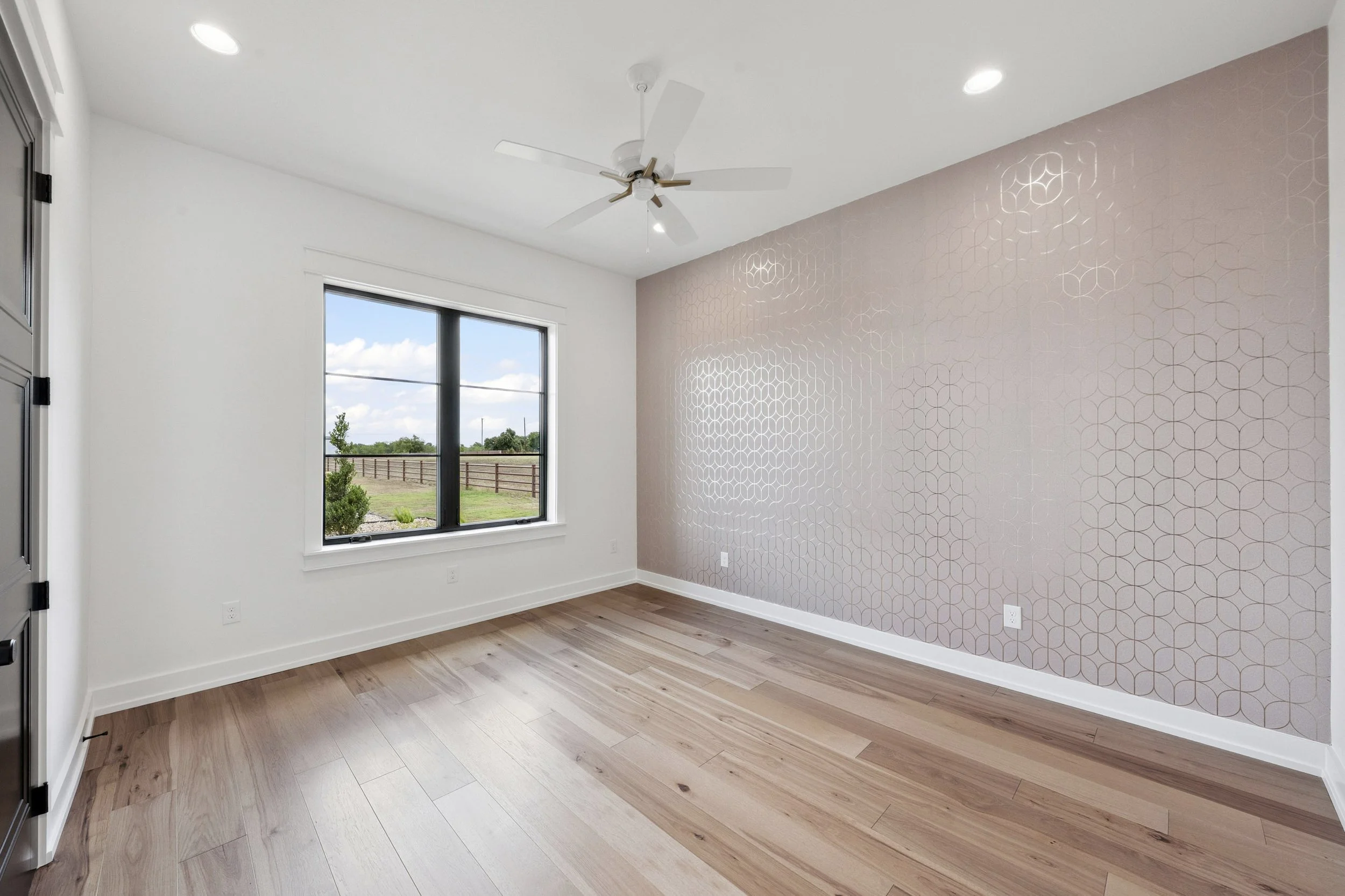 2999 royal st-19.jpg
