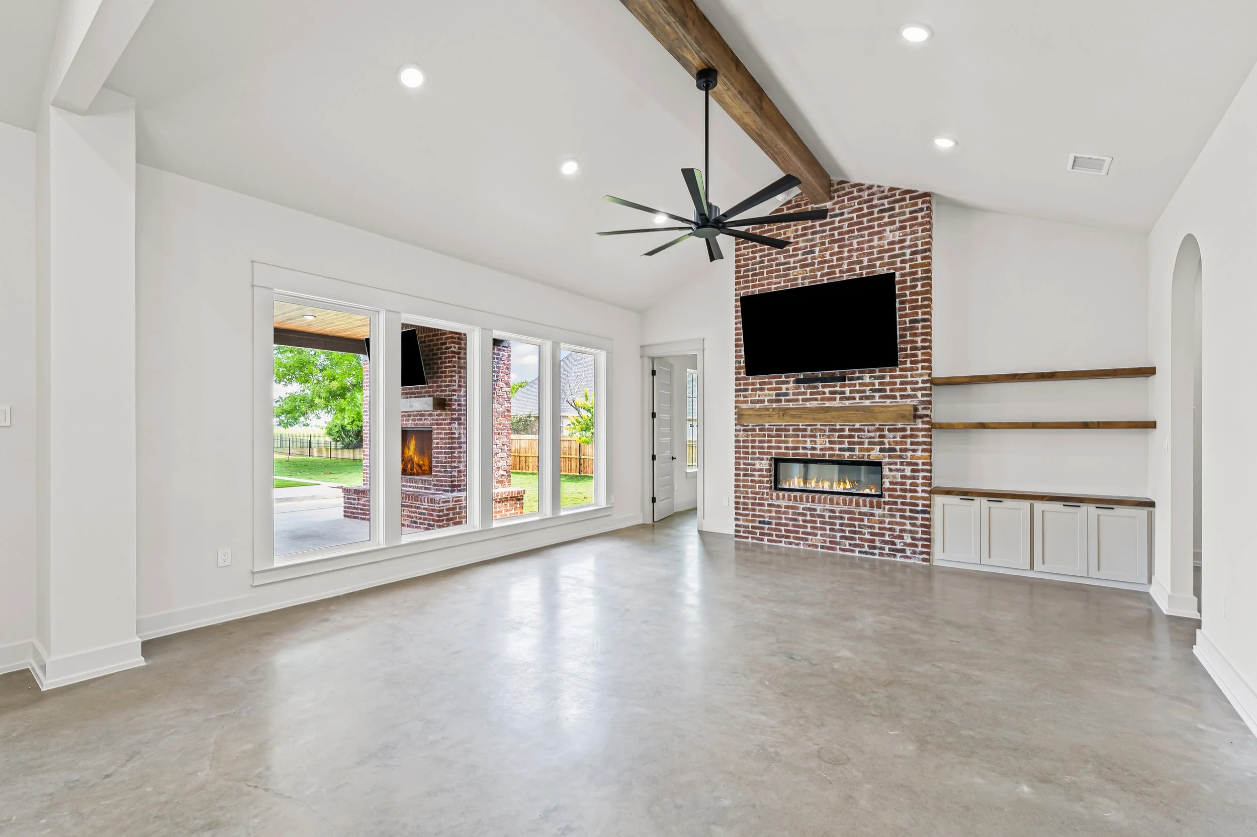 1200 ambrose-12.jpg