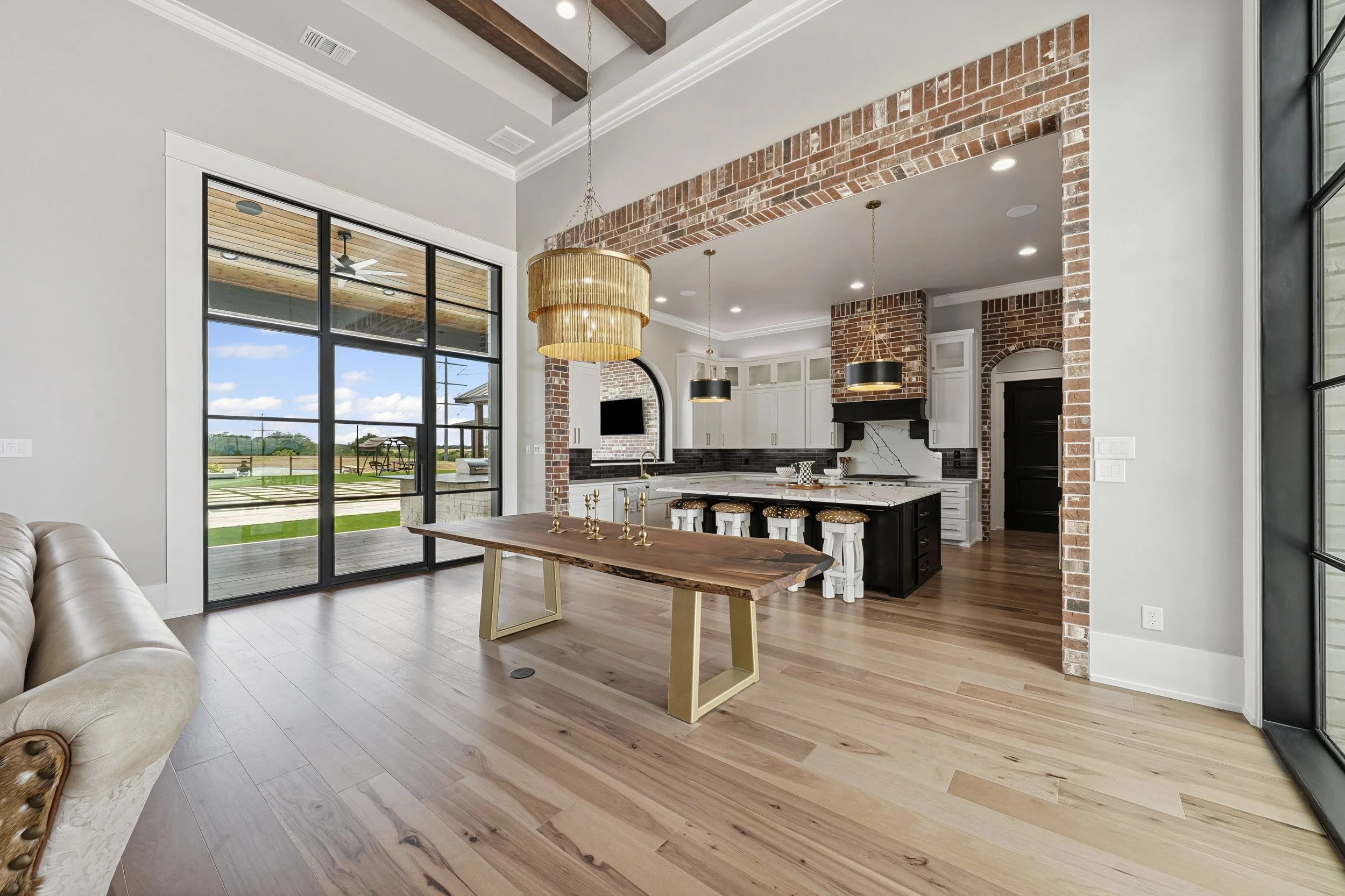 2999 royal st-31.jpg