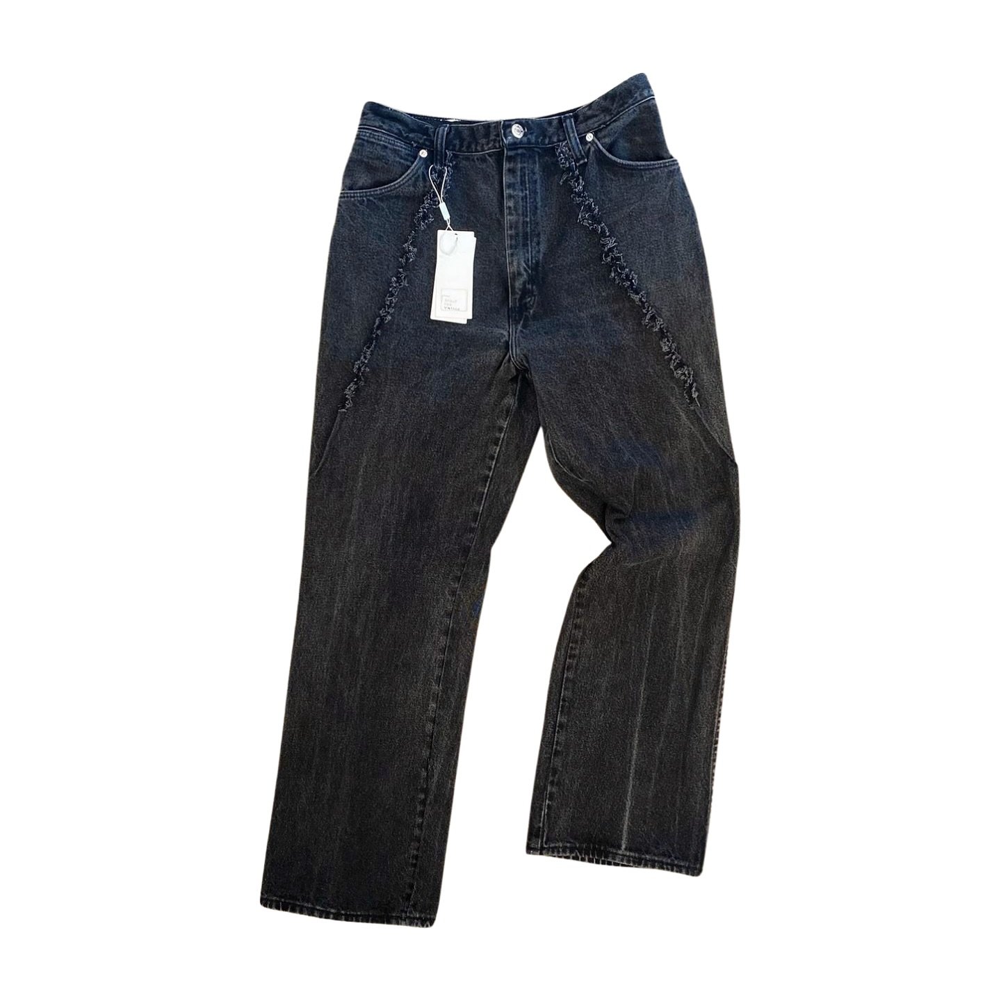 Miller Jean makes an impact. 
This jean screams &ldquo;I identify as 🔥🍑&rdquo;
ReWorked denim, Made for today, From Yesterday.

#reworkeddenim #vintage #jeans #blackjeans