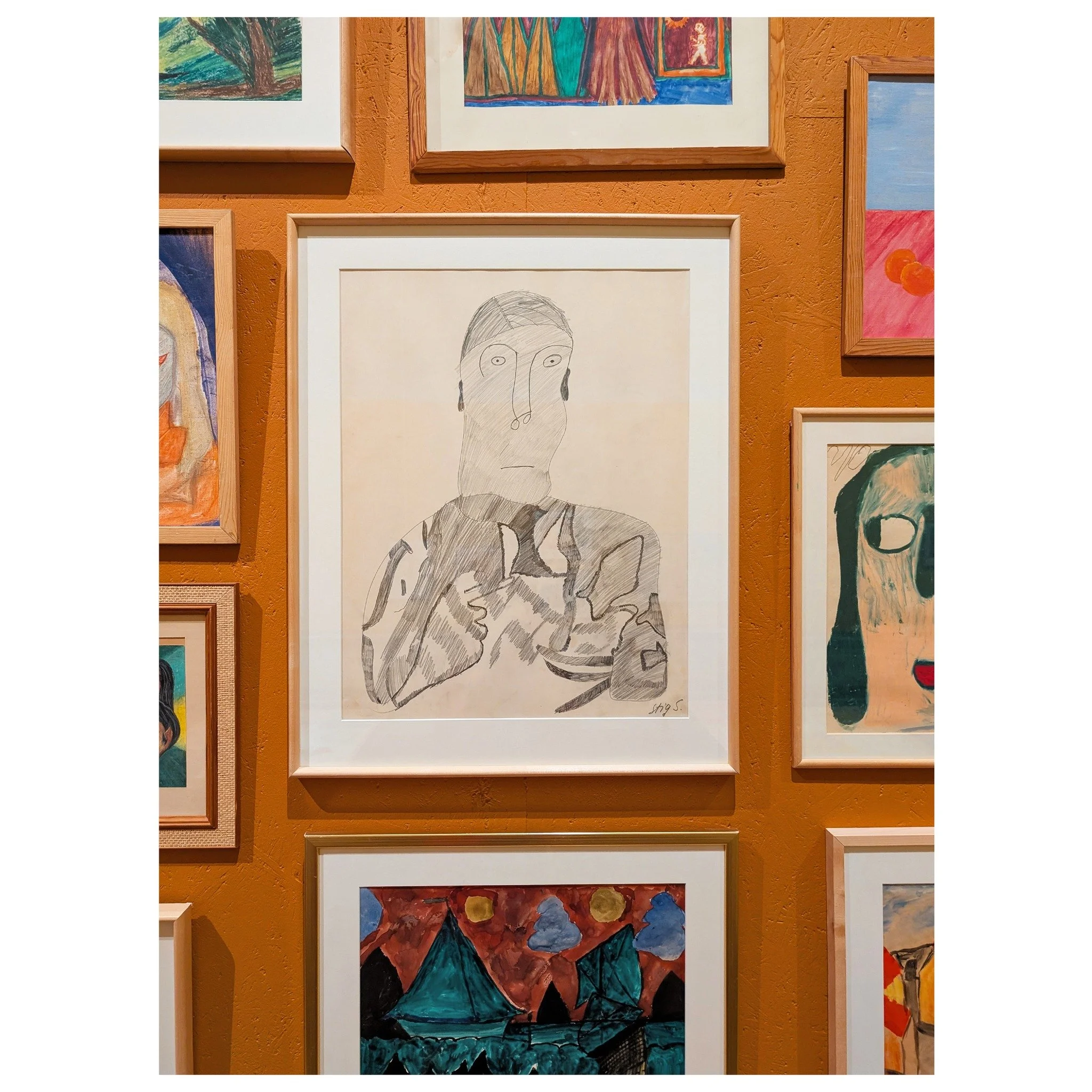 I went to see Lillhagen i f&auml;rg at G&ouml;teborgs stadsmuseum. A retrospective of art created within psychiatric care. 
The art felt very honest, made without an audience in mind.

#lillhagen #g&ouml;teborg #lillhagenm&aring;larna