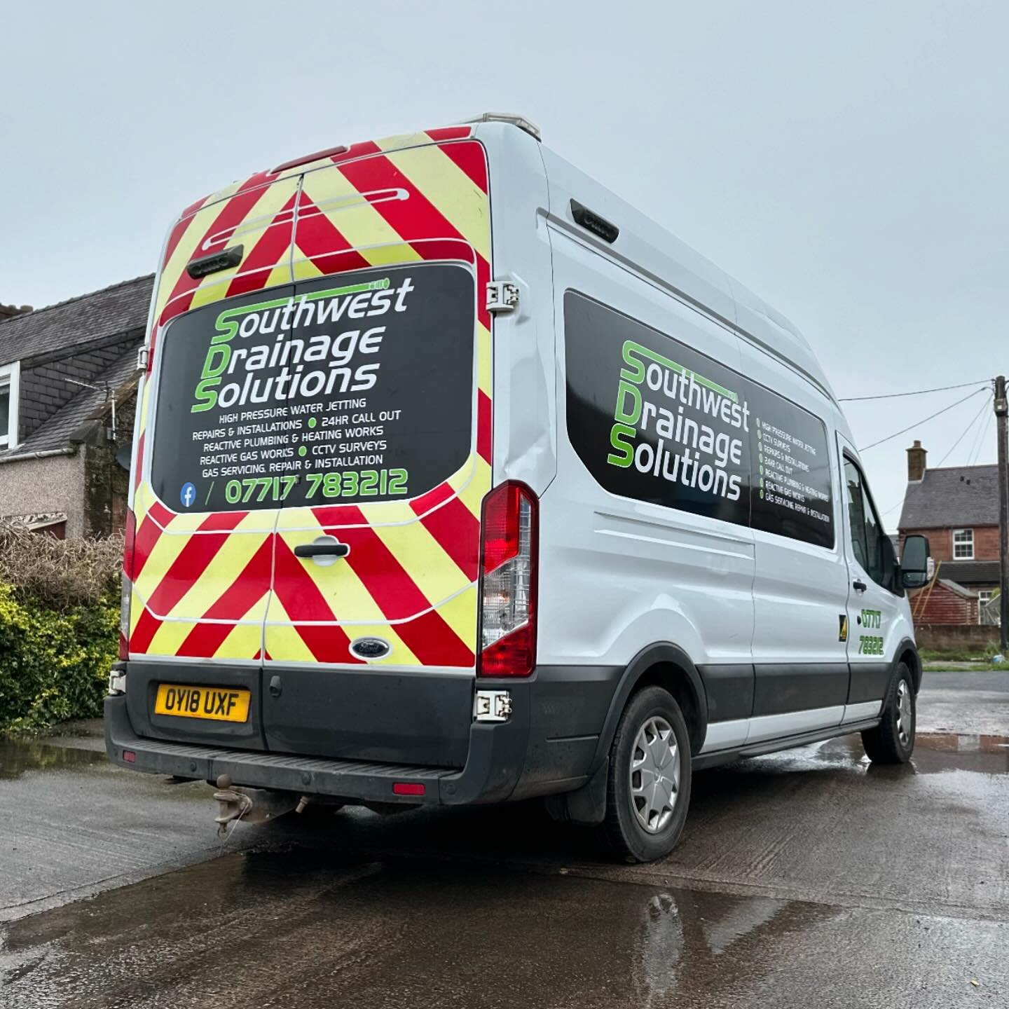 Panel fills and sign writing for Southwest Drainage Solutions

🔸 Graphic Design
🔸 Vehicle Branding / Sign Writing
🔸 Embroidered and DTF Workwear
🔸 Signage
🔸 Personalised gifts and items

#signage #tints #commercialtints #signmaker #carlisle #ann
