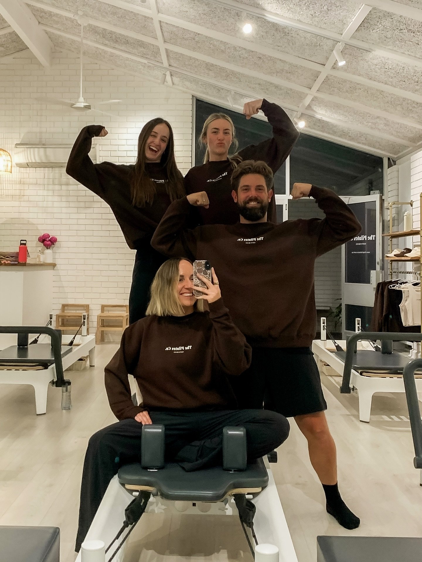When you accidentally rock up to pilates in matching outfits 💁🏻&zwj;♀️💪🏼 Our new chocolate brown unisex jumpers are a hit, grab yours before they&rsquo;re gone!