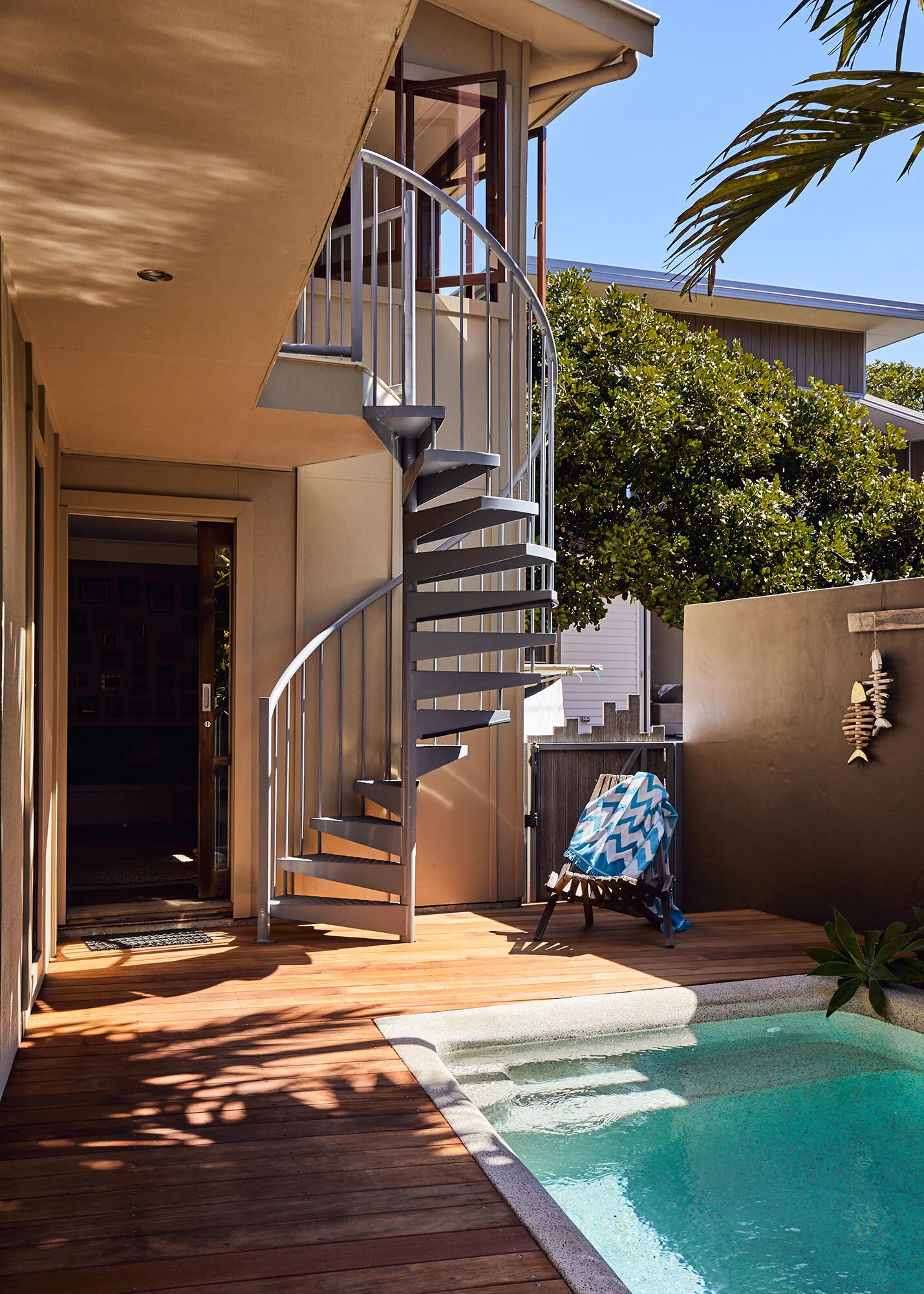 staircase-exterior-airbnb-photography-gold-coast.jpg