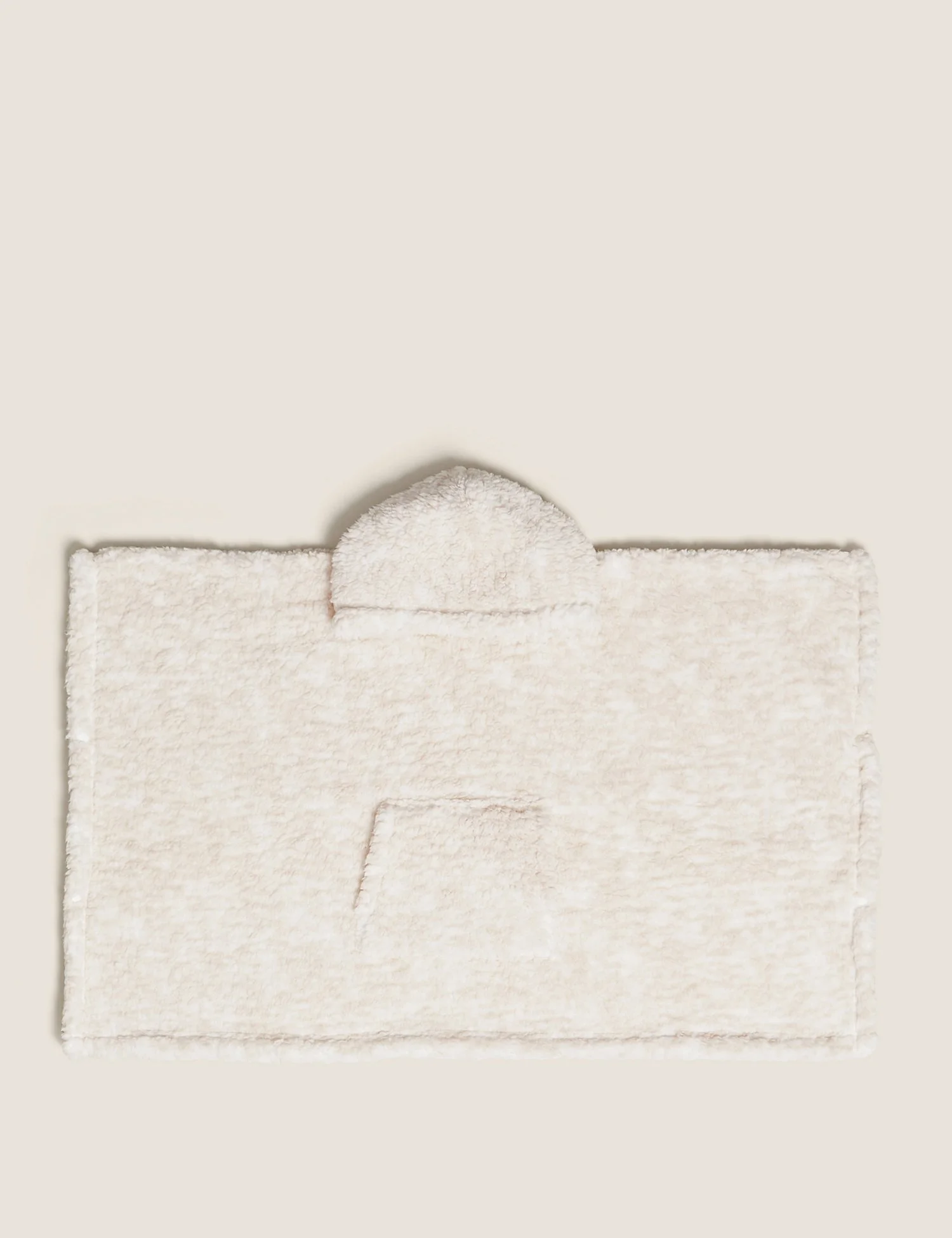 M&amp;S fleece blanket £15.60