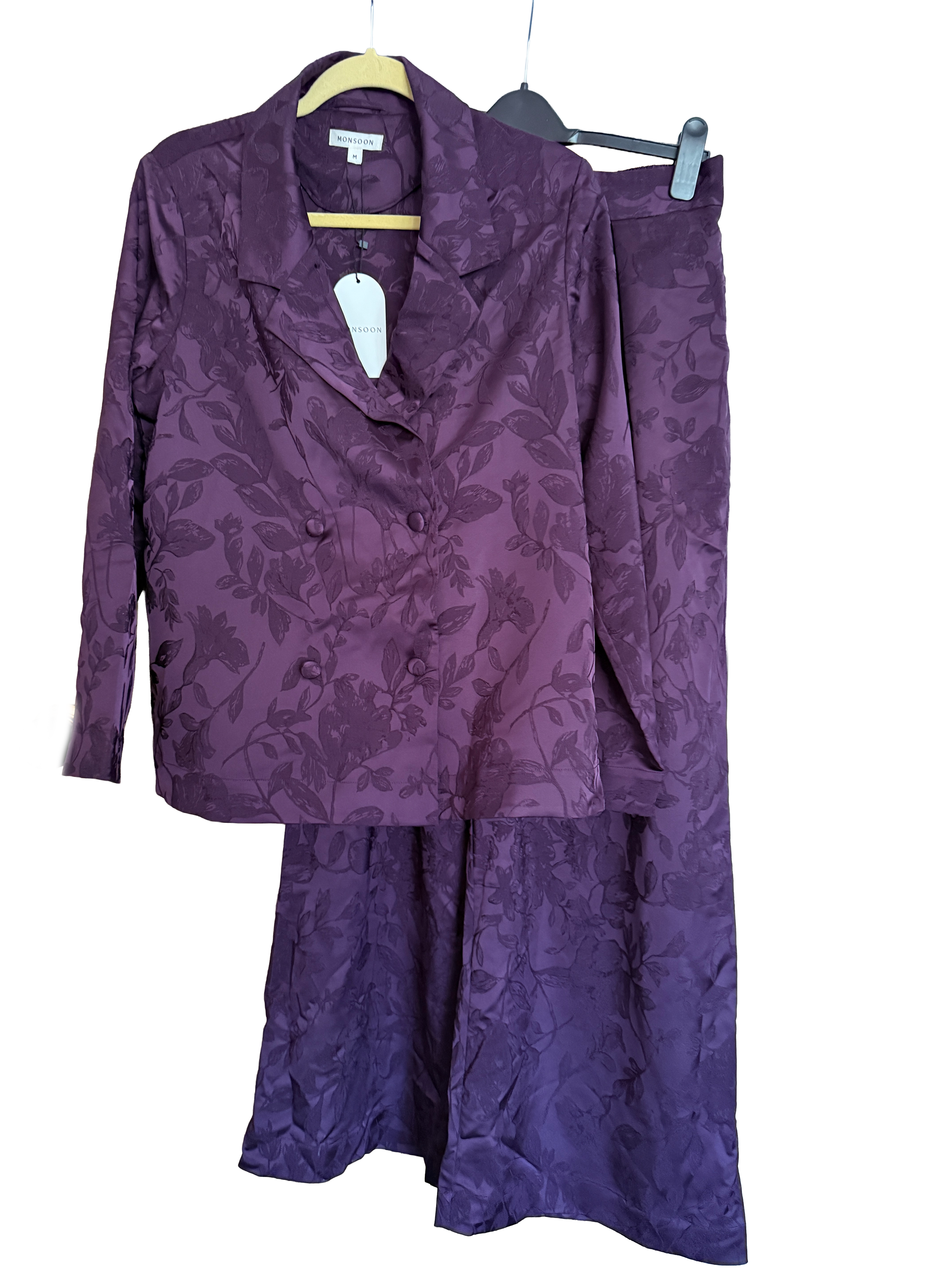 Monsoon purple suit 1.png
