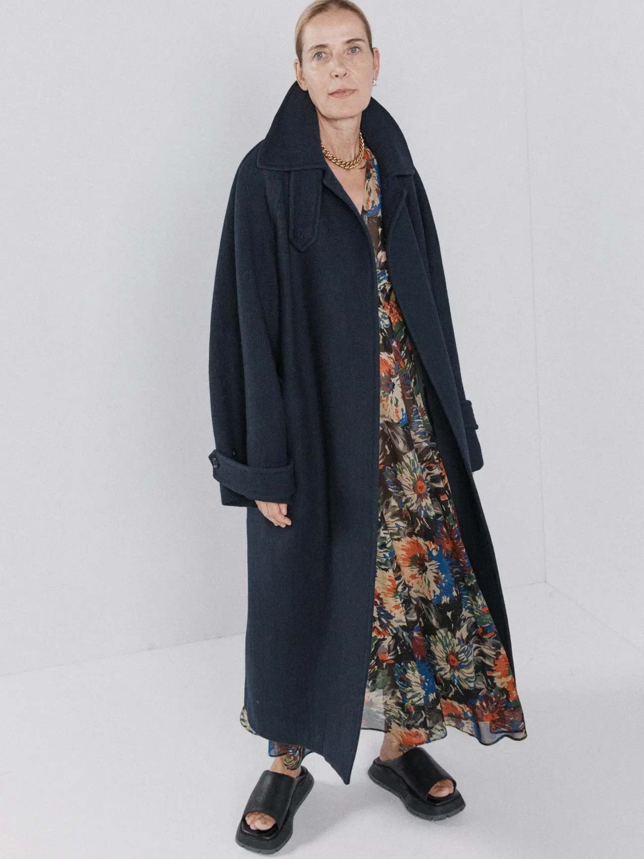 Raey raglan sleeve navy belted wool coat - size L/XL