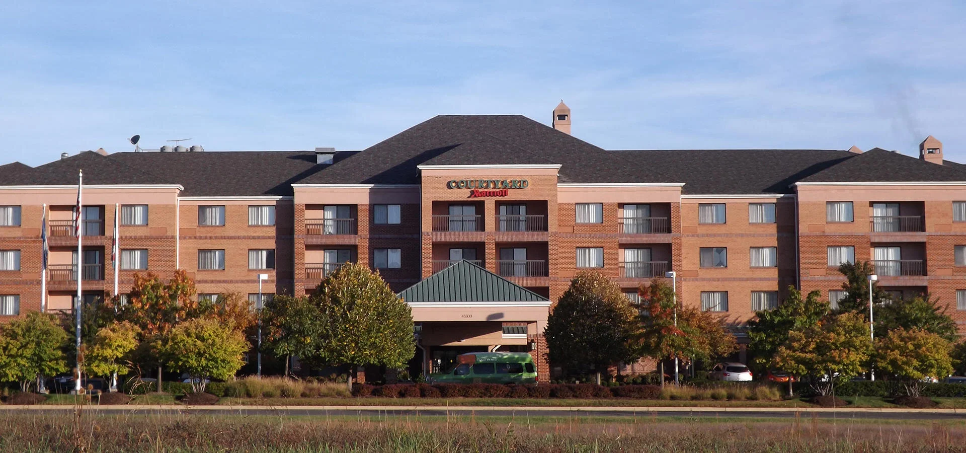 Courtyard by Marriott Dulles Town Center
