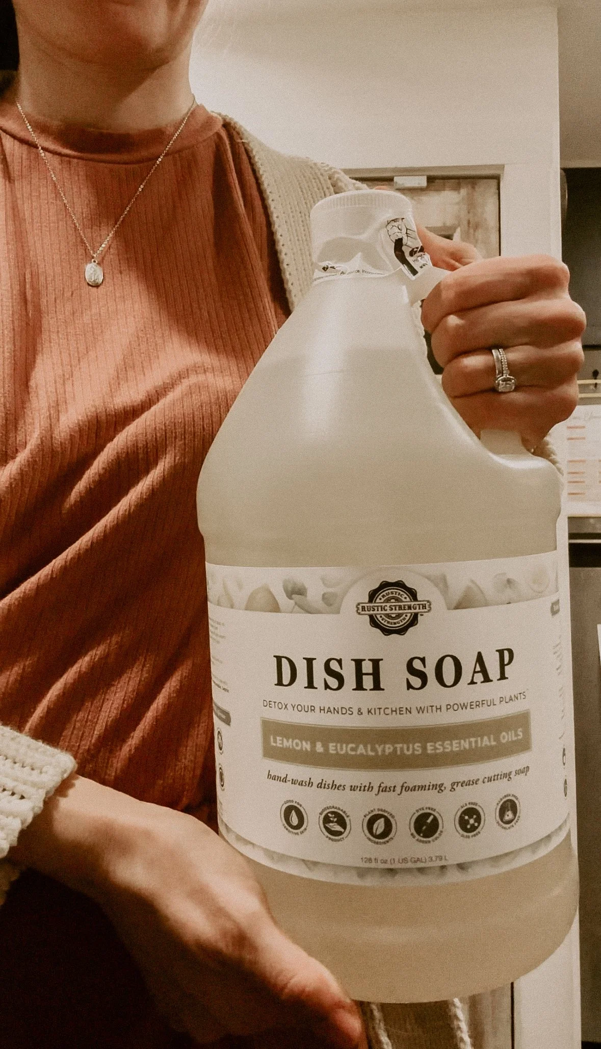 clean, non toxic dish soap that actually works great
