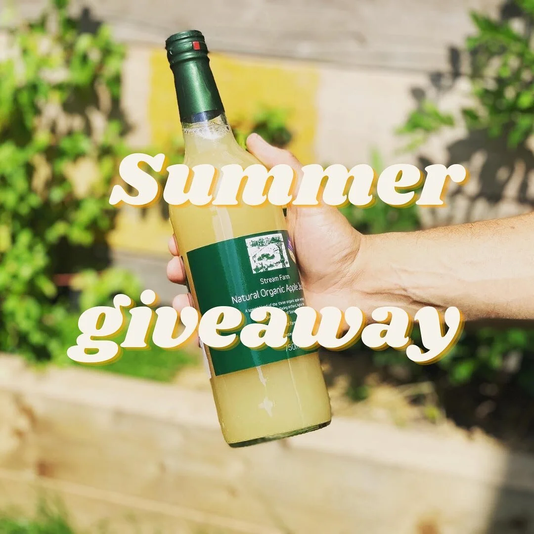 ***GIVEAWAY***

🍎 Organic Apple Juice Giveaway to quench your Summer thirst! 🍎

Did you know @streamfarm organic AJ juice is made with three different varieties of  apples all grown in their beautiful orchard in Somerset. 

This creates a wonderful