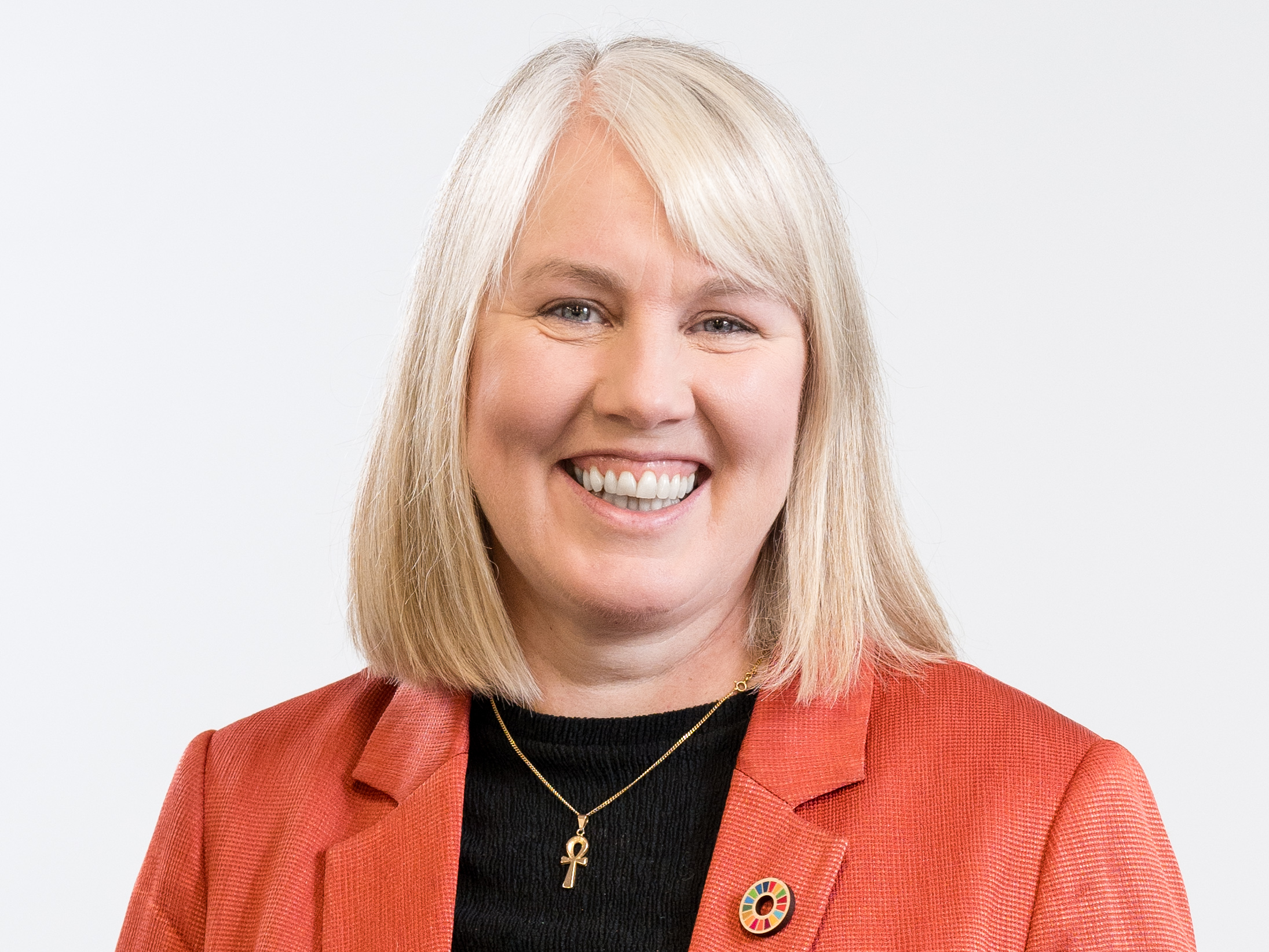 Dr Gabrielle Walker