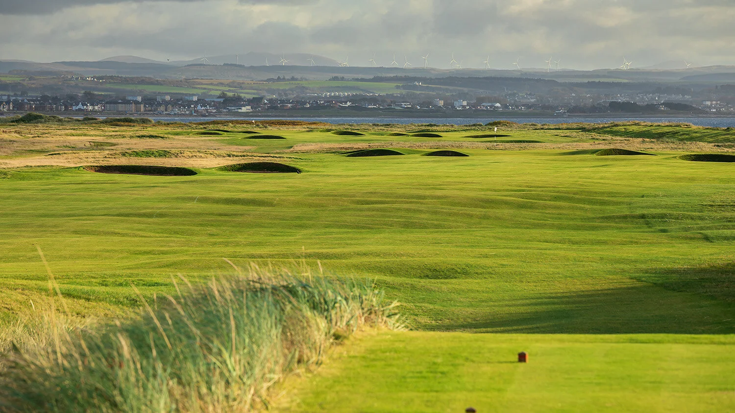 royal-troon-golf-club-old-course-hole-1.jpg