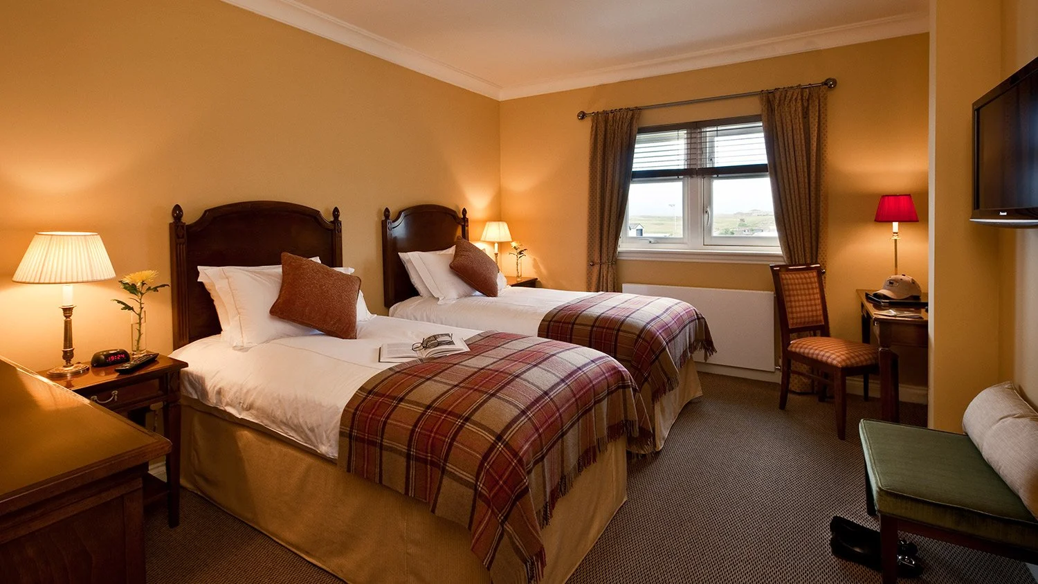scotland-scottish-golf-argyll-hotel-ugadale-cottages-gallery6.jpg