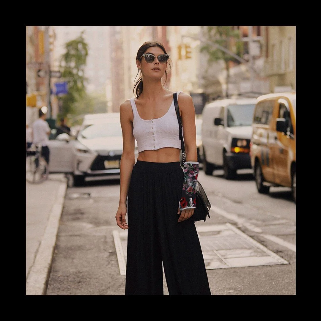 A Sunday Well Spent Brings A Week Of Content.

Featuring Our Crystal Floral Unisex Cast Cover.

#itsanupswingthing #shopsmall #supportlocal #smallbusiness #wemakegettingbetterbetter #2022 #theupswing #theupswinglife
#womenbusinessowners #womeninbusin