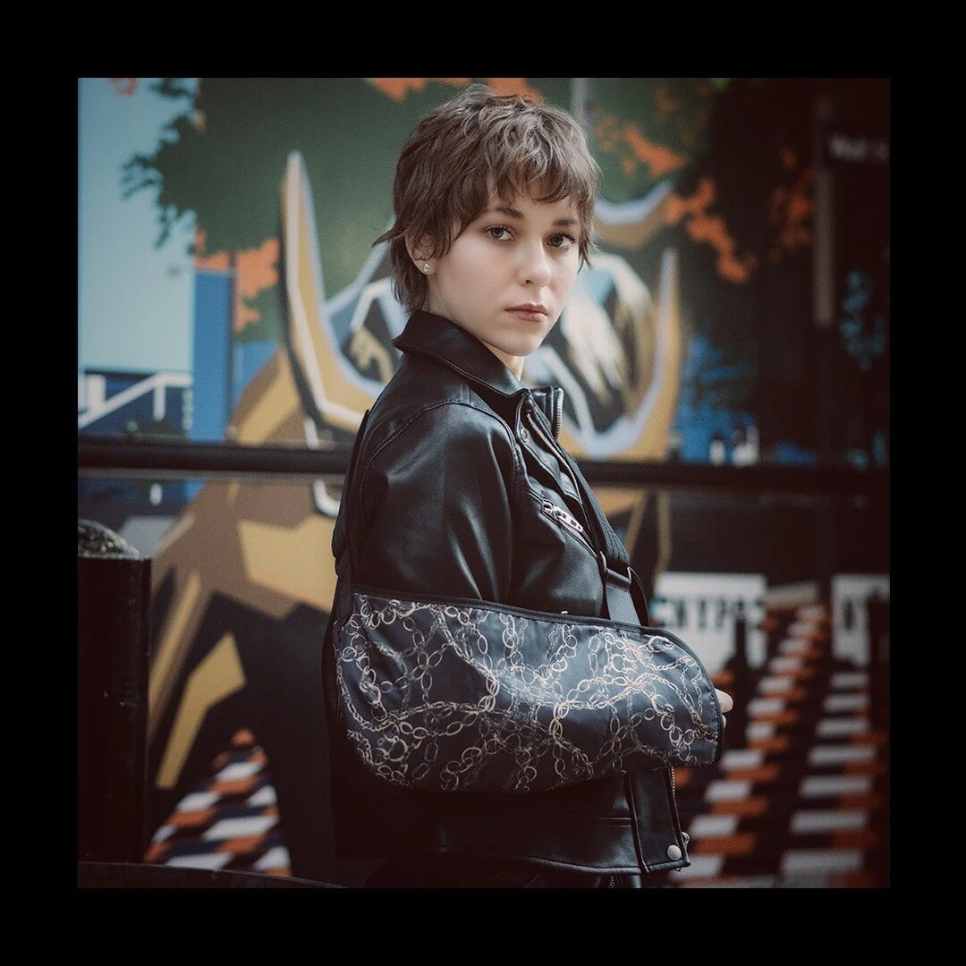 Make Your Choices Reflect Your Hope Not Your Fears&hellip;

Featuring Our Double Layer, Original Print, Status Chain Arm Sling With Our Signature Comfort Strap.

#itsanupswingthing #shopsmall #supportlocal #smallbusiness #wemakegettingbetterbetter #2