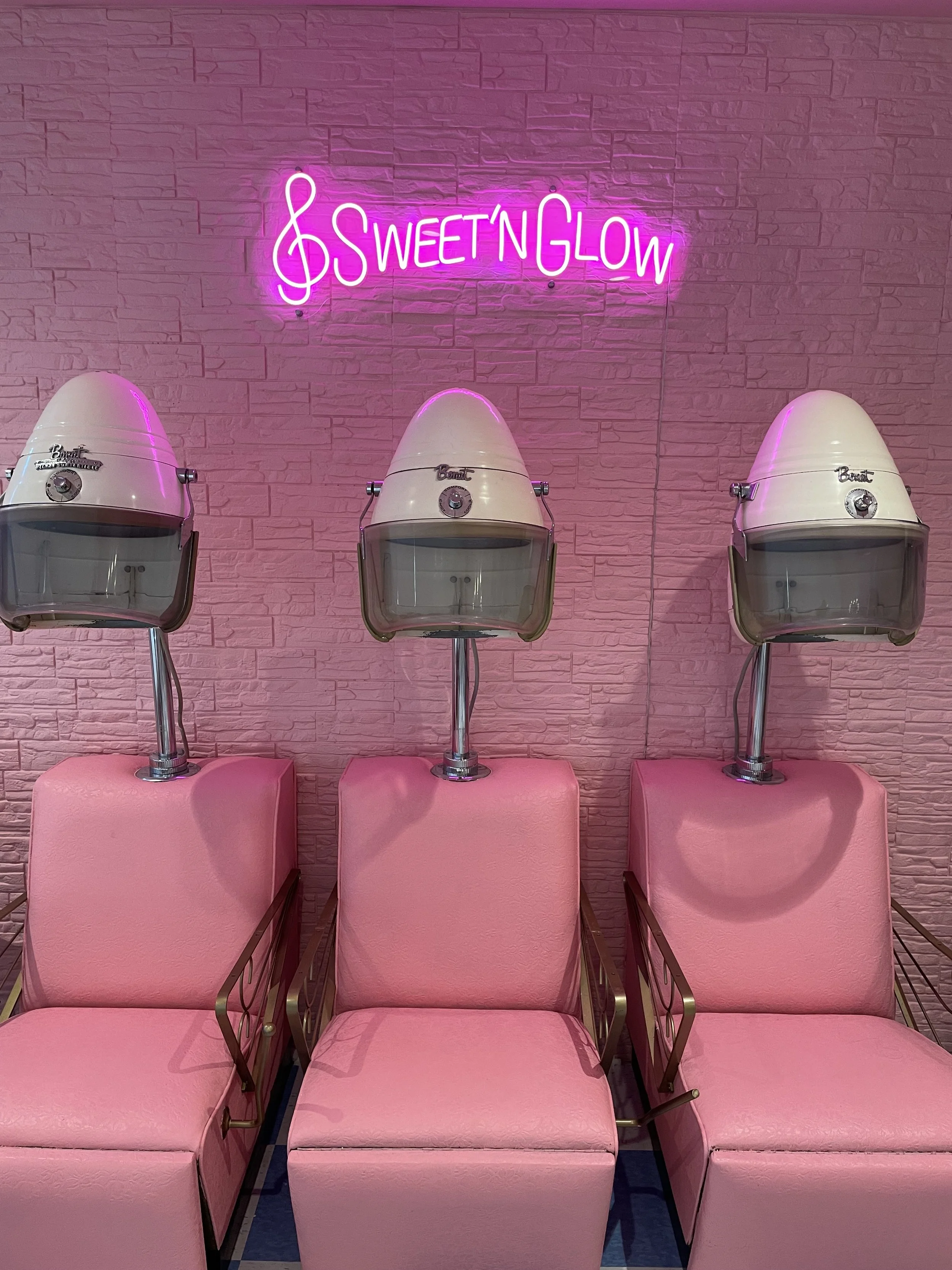 Salon Chairs (unedited).jpeg