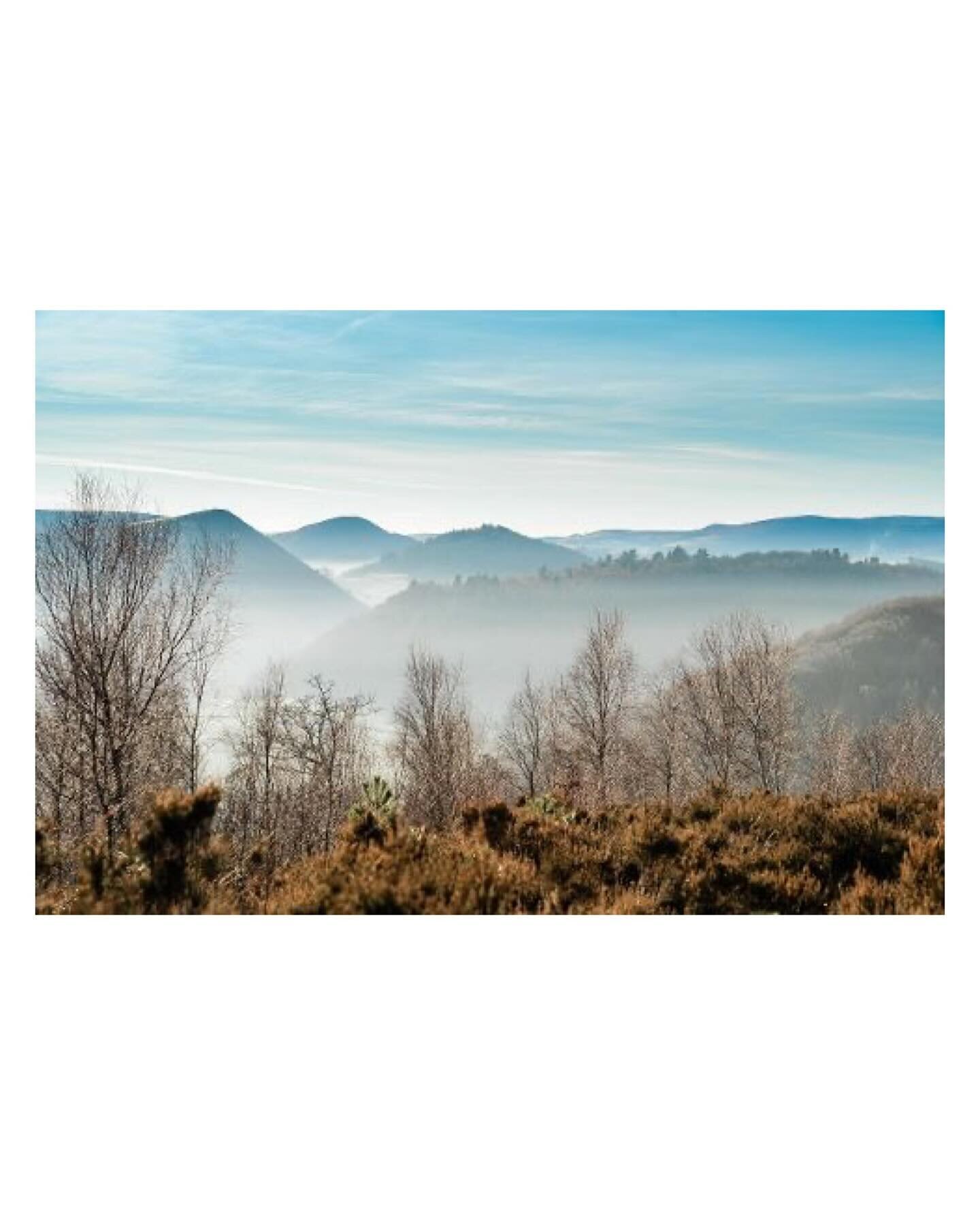 &hellip;I love heading out to walk to this view across the hills. Unreachable by car. 
.
It&rsquo;s how I imagine the landscape of Lord of the Rings to be&hellip;even though&hellip;to be honest I never could quite follow that book, or the film! 

#mo