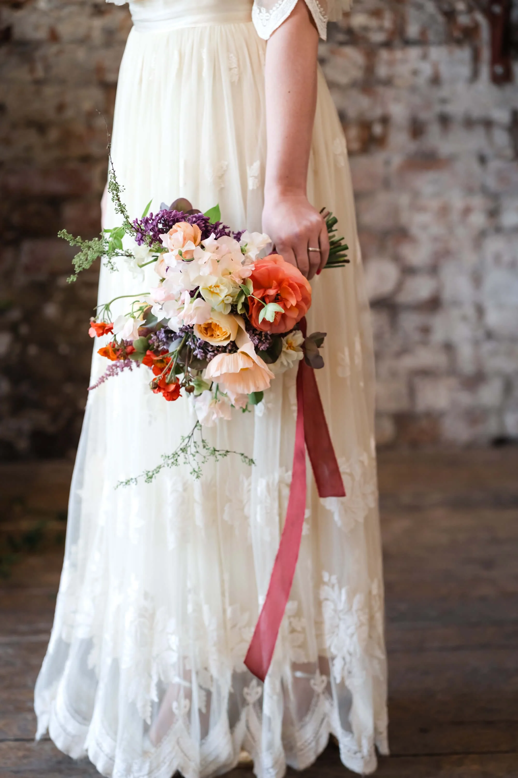 bride-holding-bouquet-wedding-photo-shoot.jpg