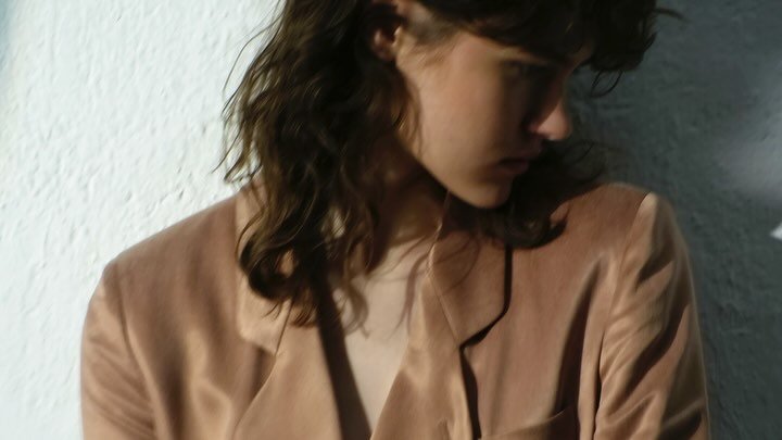 Spring Summer &lsquo;25 | @galeria.canalejas 

Starring: Suze Pagowska &amp; @samuelcurtis_ 
Production: @anotherartistsagency @iciarestelleschaparro @adolfolrc 
Creative Direction &amp; Styling: @aestebanlibrero 
Photographer: @santiagobelizon 
Phot