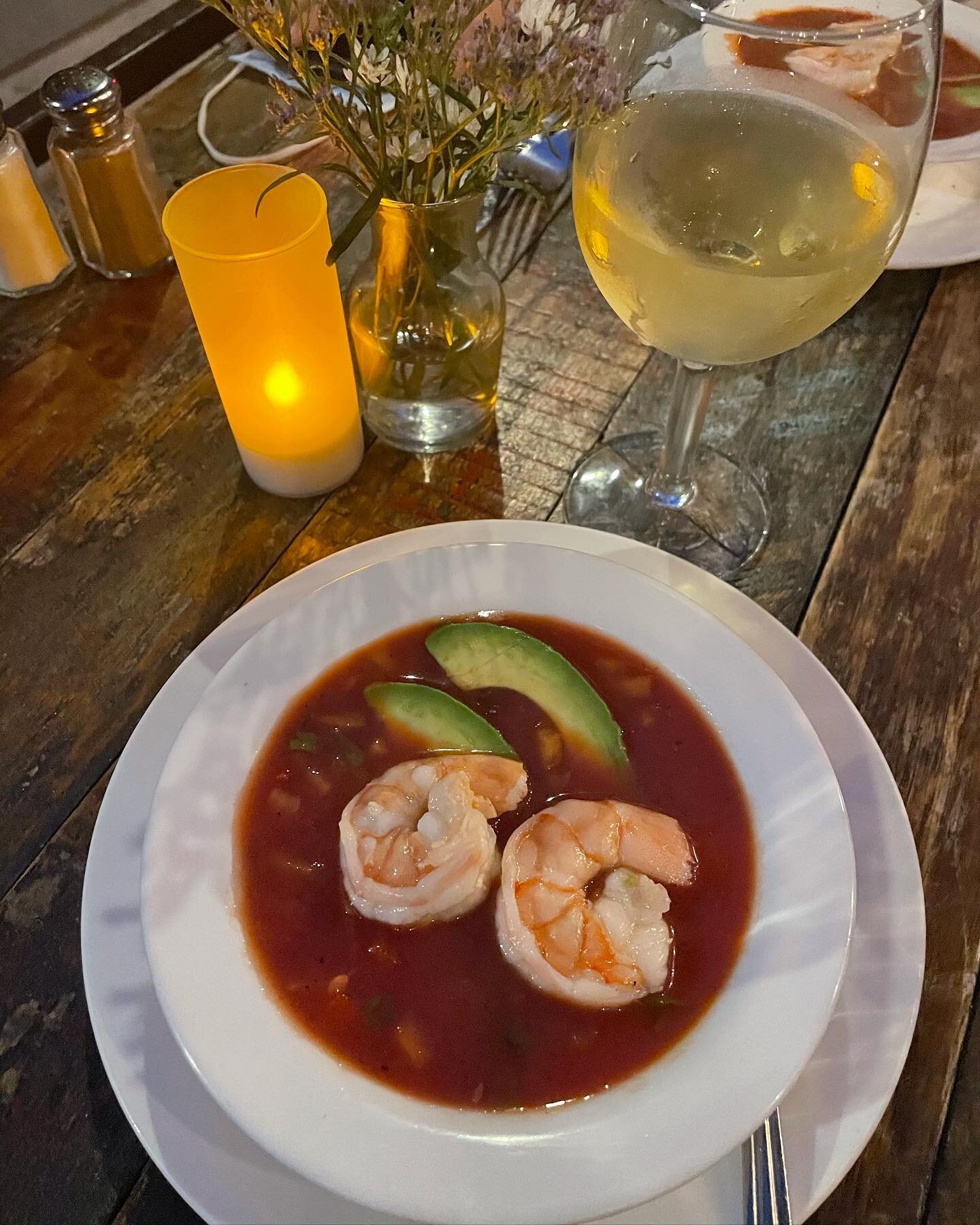 Try our chilled #gazpacho #avocado #shrimp soup @busstopcafenyc #WhereHudsonMeetsBethune
.
.
#summer #coldsoup #coldsoupseason #beautifulnight  #yummy  #delicious #food #foodporn #food52 #foodstagram #restaurant #localbusiness #supportlocal #eatlocal