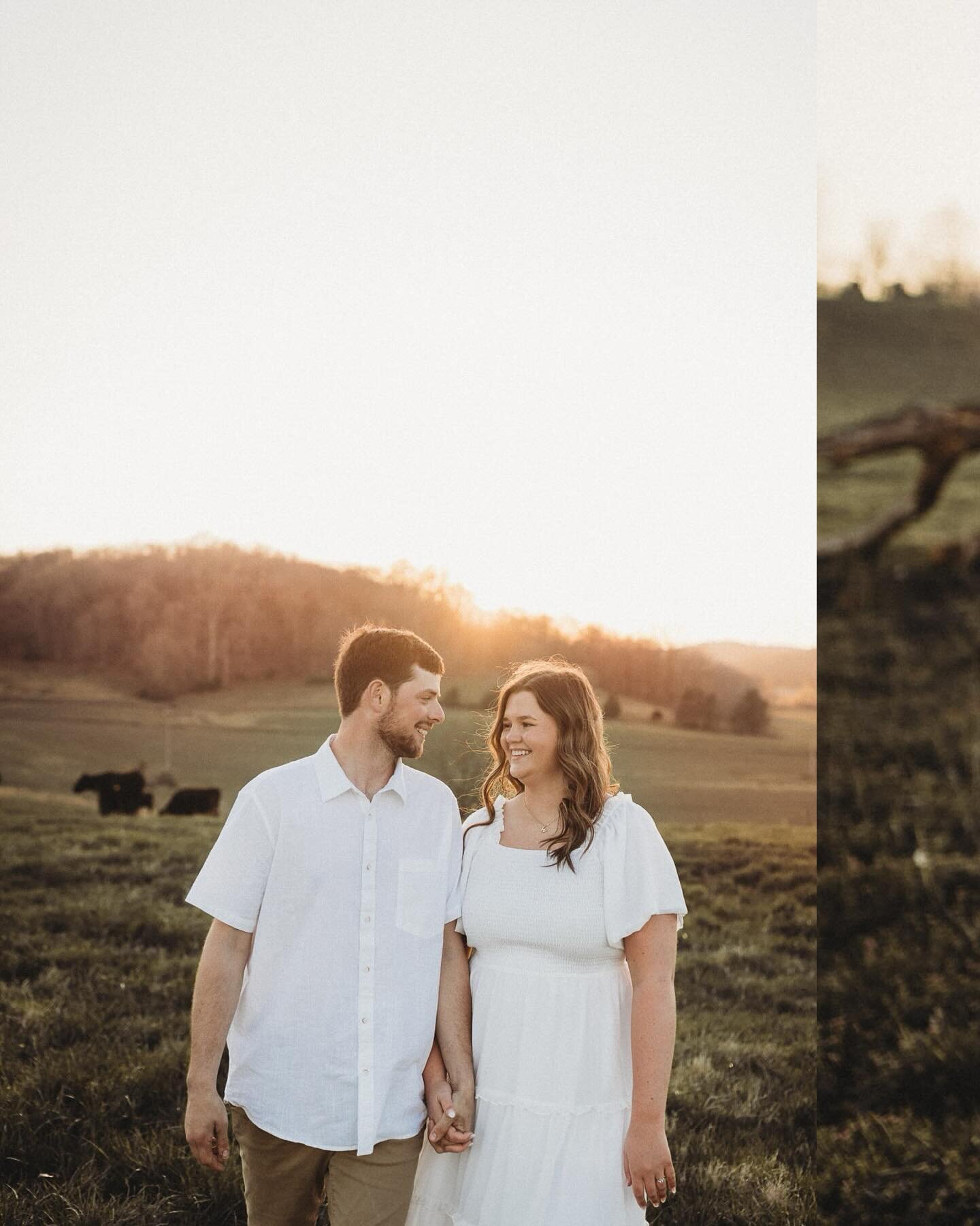 Will + Jordan 
.
.
.
.
.
#lifestylephotography #engagementphotos #tennesseephotographer #kentuckyphotographer #nashvillephotographer #bowlinggreenkyphotographer #bride #groom #weddingphotographer #destinationweddingphotographer