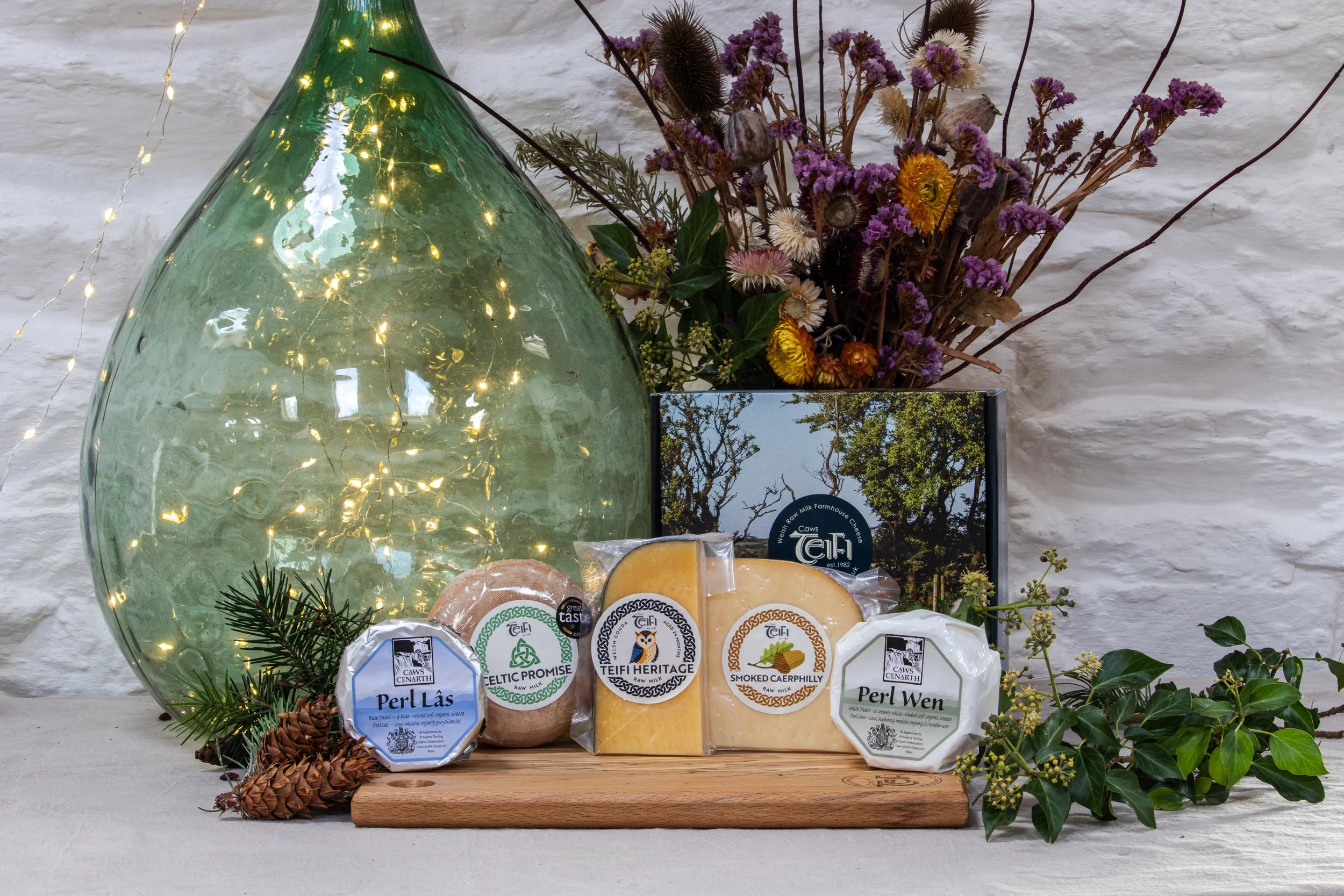 KC-Teifi-Christmas-Hamper-2026-27.jpg