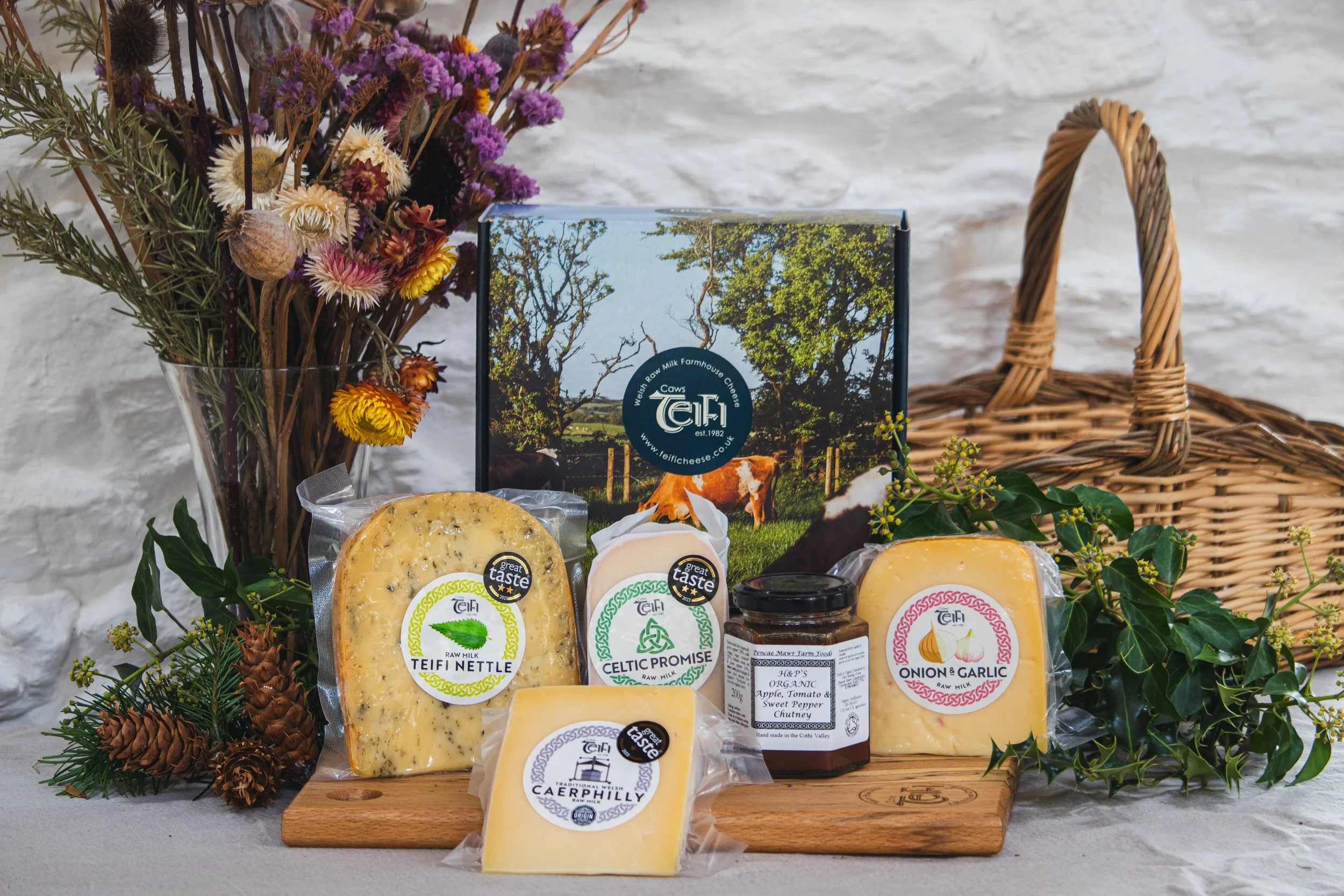 KC-Teifi-Christmas-Hamper-2026-17.jpg