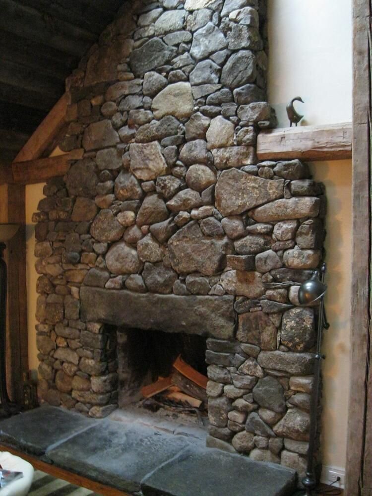 fireplace 2.jpg