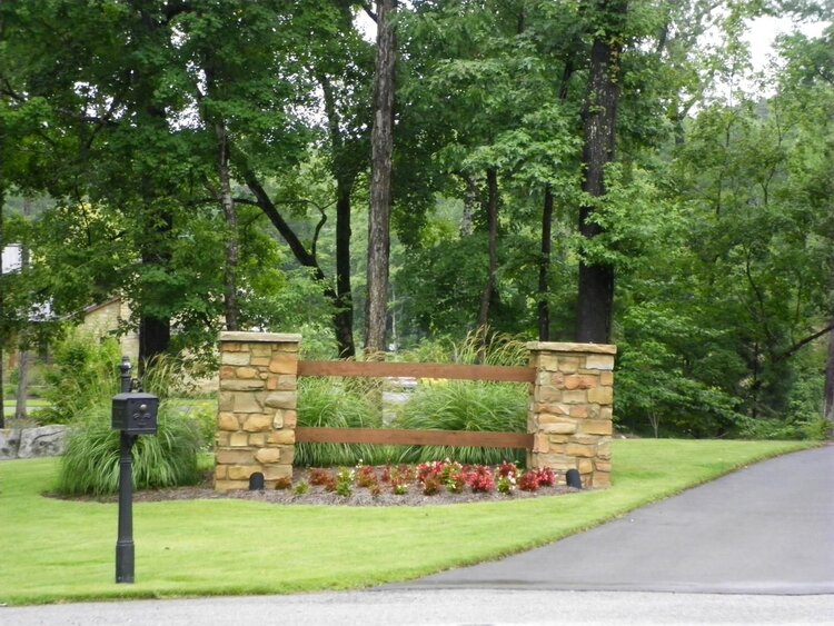 Driveways And Entrances Stone, Country Driveway Entrance Landscaping Ideas