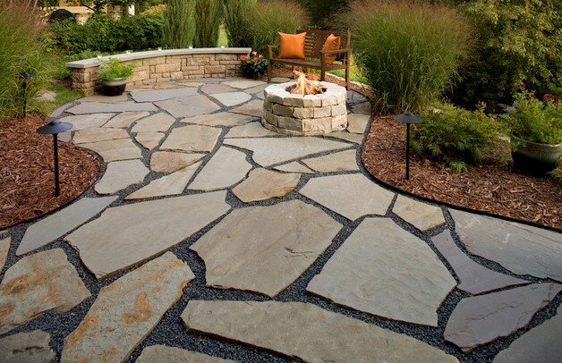 fire pit flagstone patio with gravel.jpg