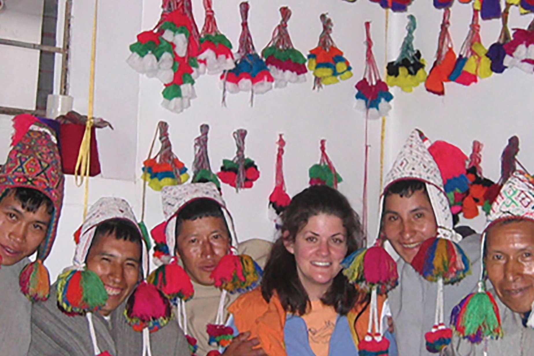 Jennifer with collaborators in her studio / Cusco, Peru