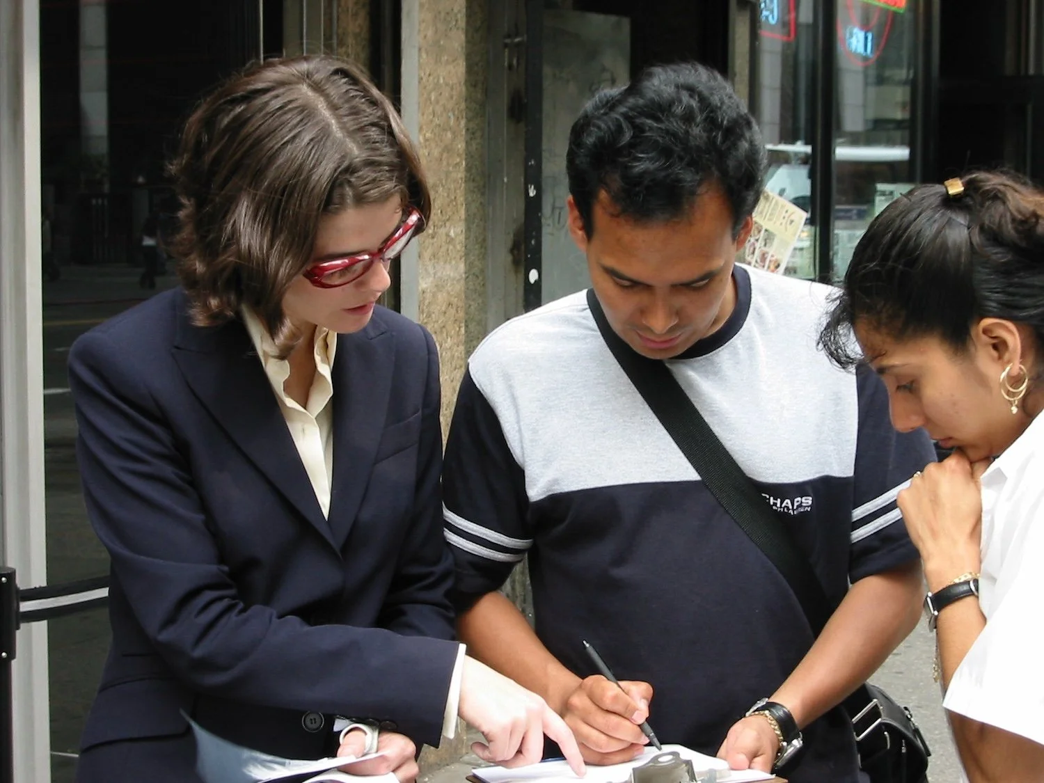   María Alós and Nicolás Dumit Estévez,  The Passerby Museum , 2002- 