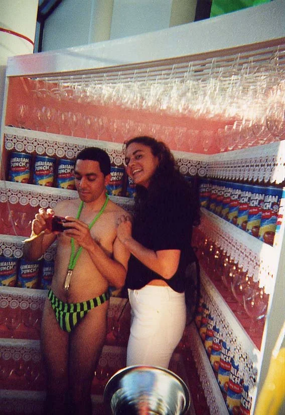  Nicolás Dumit Estévez,  The Fountain of Youth , 2001 ,  performance / Photo: María Alós  