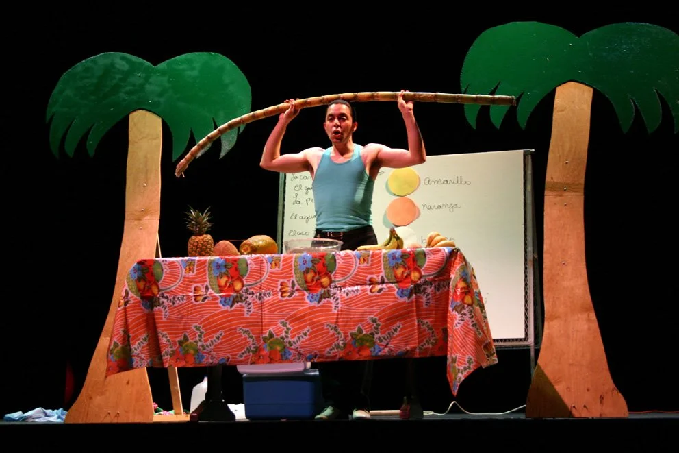  Nicolás Dumit Estévez,  Las Frutas Tropicales , 1999-2001 / Photo: Paco Cao 