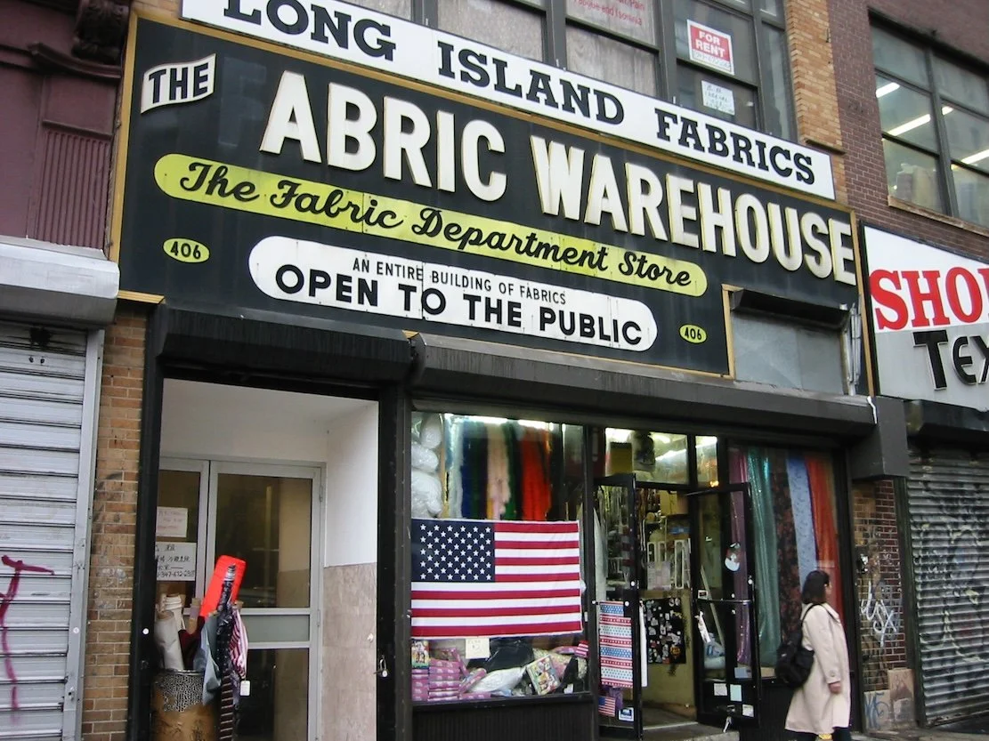  Nicolás Dumit Estévez,  The Flag , 2002-2006  