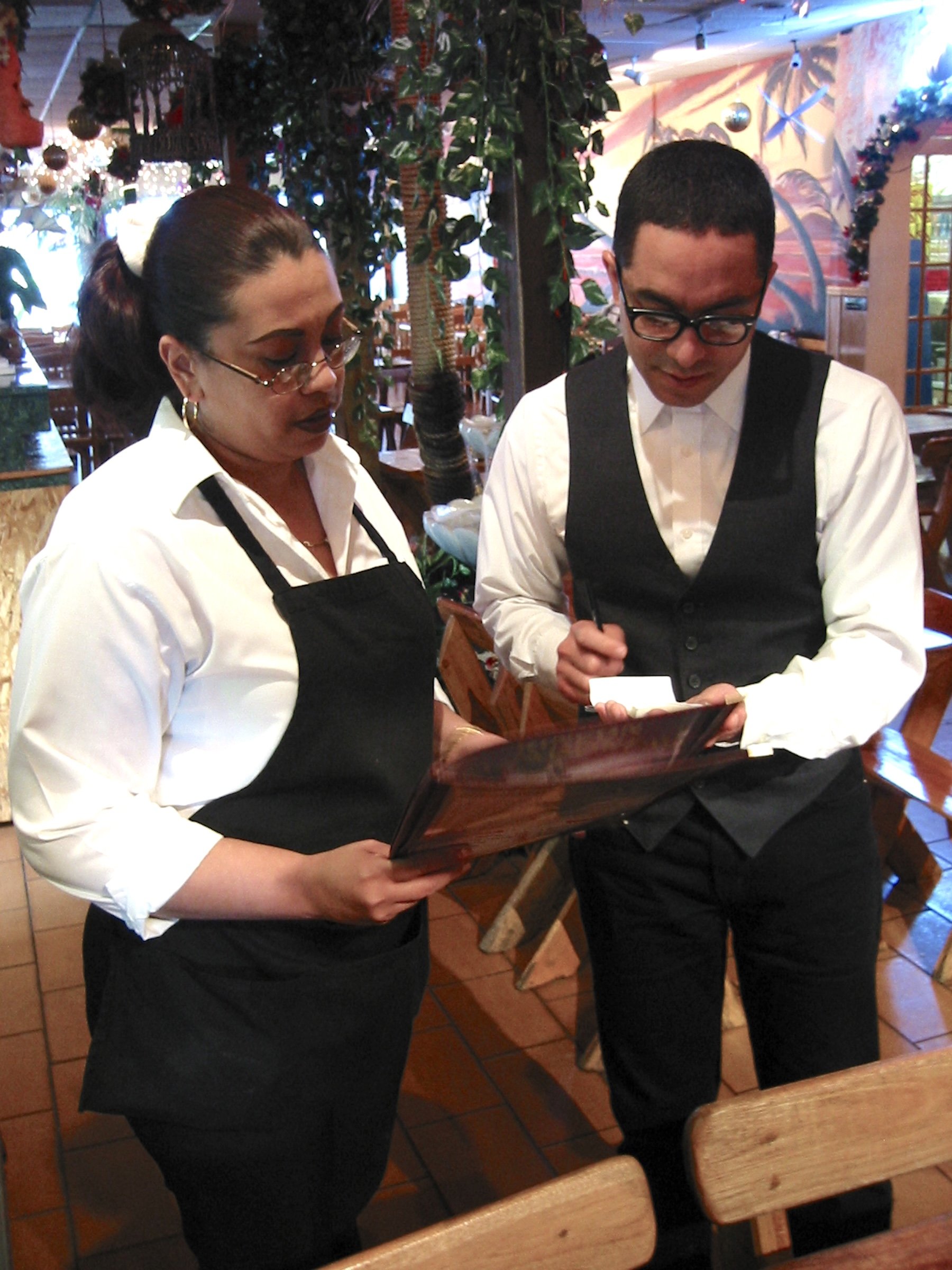  Nicolás Dumit Estévez Raful,  Help Offered , 2004 / Photo: Benigno Veraz 