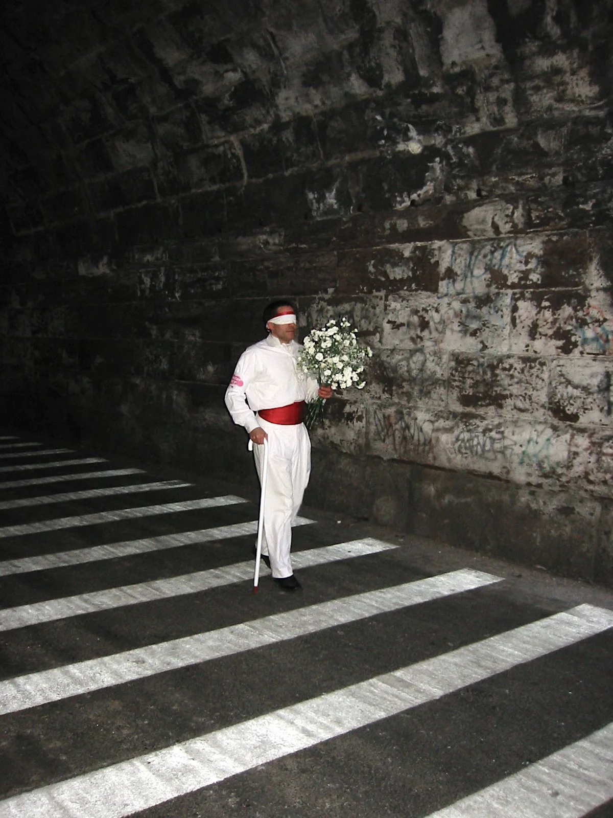  Nicolás Dumit Estévez,  Love is Blind , 2003  