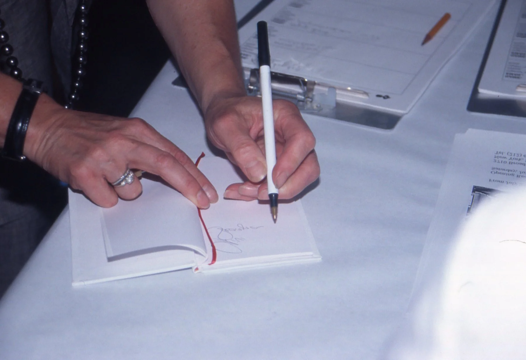  Nicolás Dumit Estévez,  For Art’s Sake , 2004-2007 / Photo: Ryan Barger 