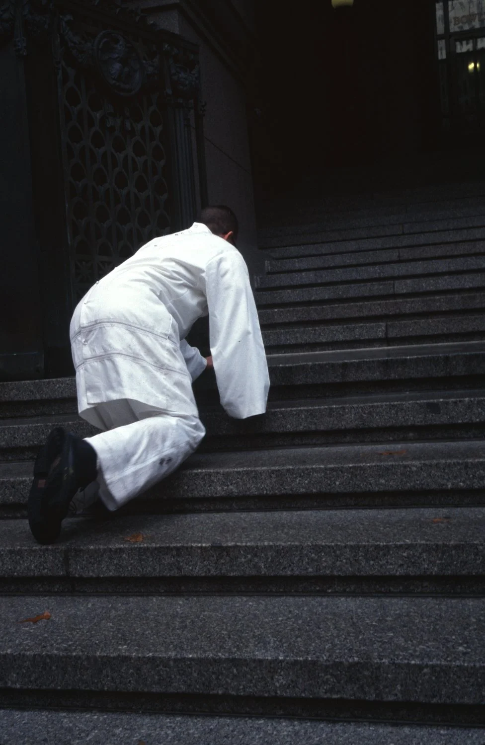  Nicolás Dumit Estévez,  For Art’s Sake , 2004-2007 / Photo: Ka-man Tse 