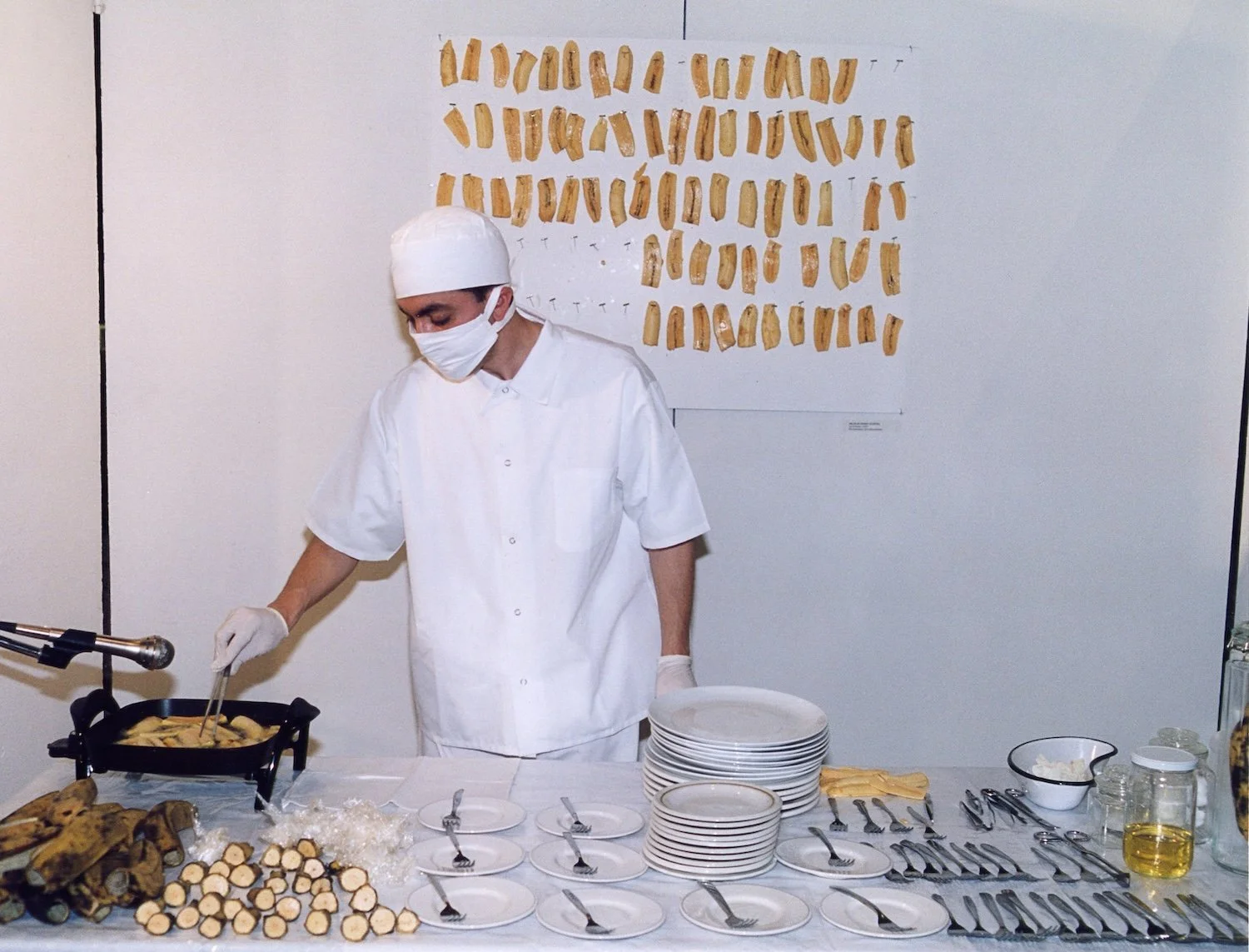  Nicolás Dumit Estévez,  La Fritura , 1999-2001 / Photo: George Hirose 