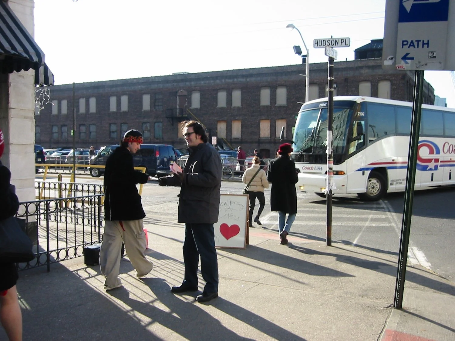 maria_alos_nicolas_dumit_estevez_love_a_commuter_project_80.JPG